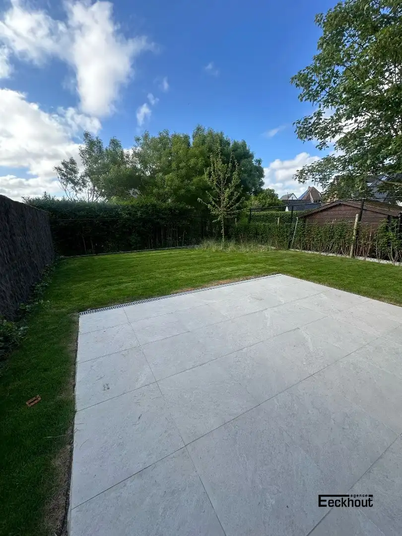 Nieuwbouw gelijkvloers appartement met zonnige tuin gelegen in "Residentie Dunique" te Bredene - duinen! foto 5