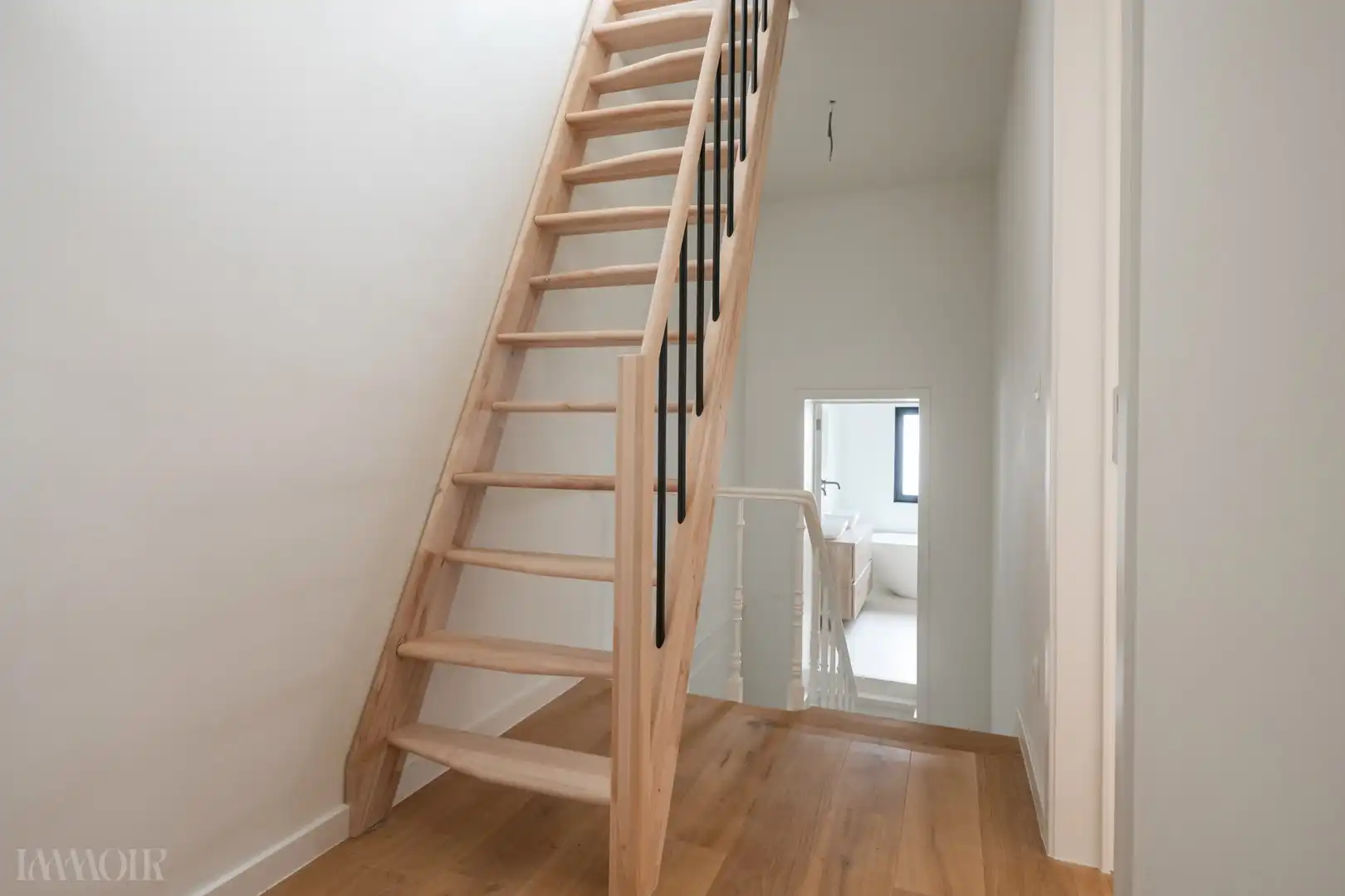 Unieke, volledig gerenoveerde woning met zwembad te Herentals foto 23