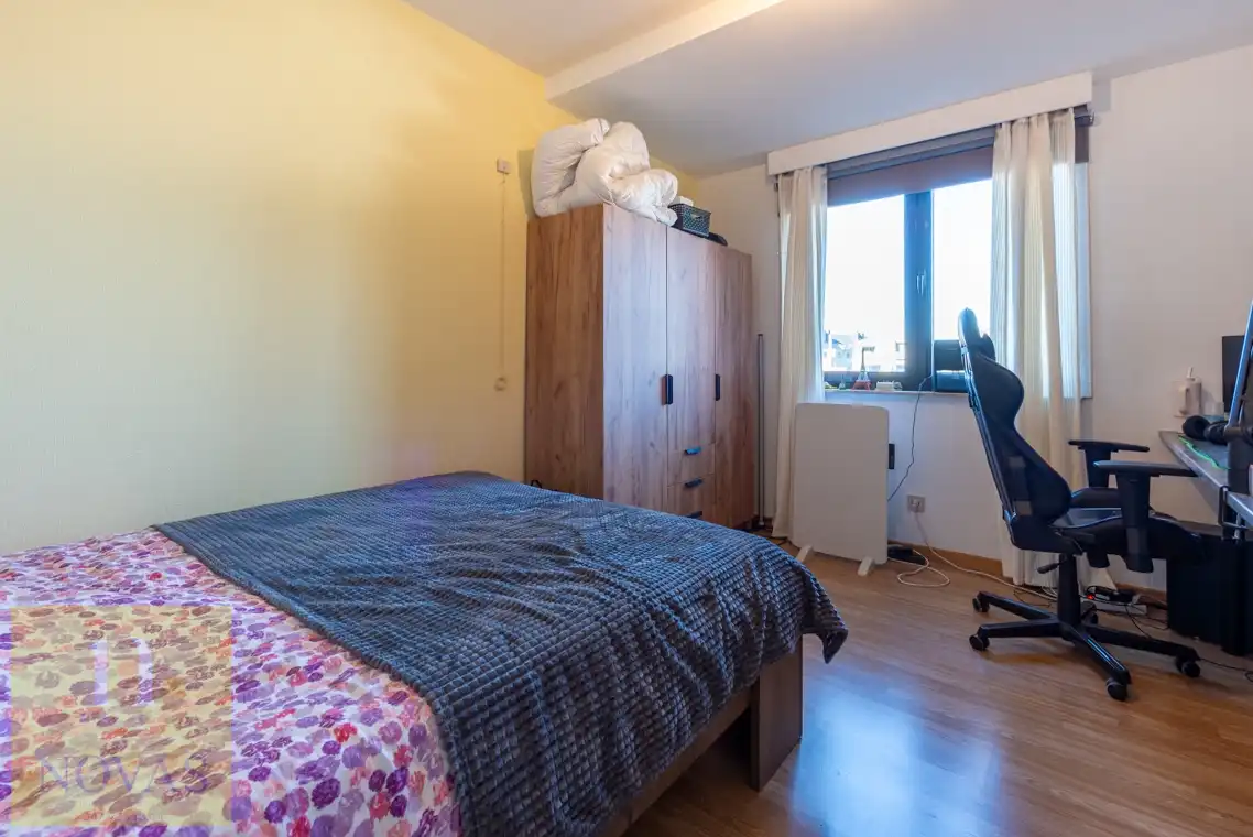 In het centrum, EPC C, lichtrijk, 2 slaapkamers, ondergrondse parkeerplaats inbegrepen foto 8