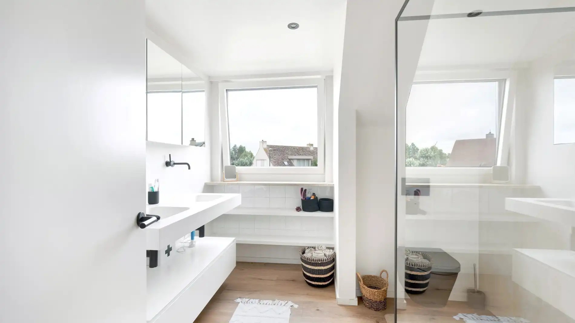 Residentieel gelegen alleenstaande villa te Knokke foto 19