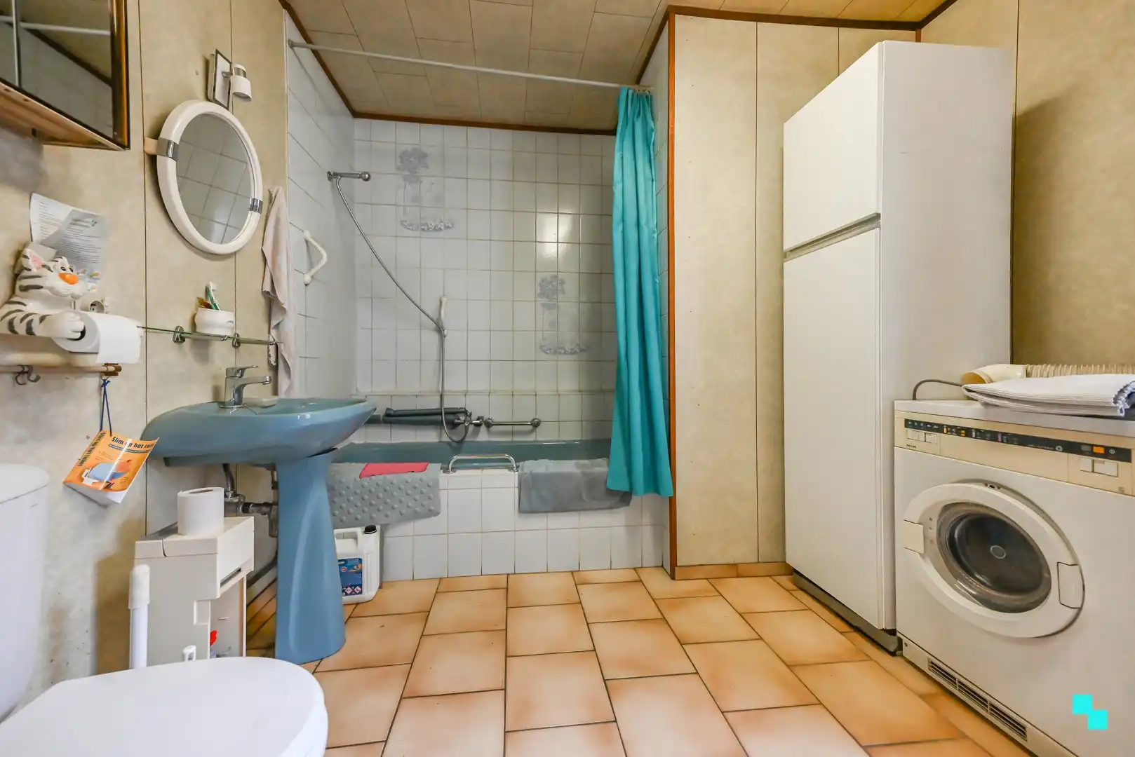 Zéér ruime ééngezinswoning met drie slaapkamers en bijgebouwen te Izegem foto 10