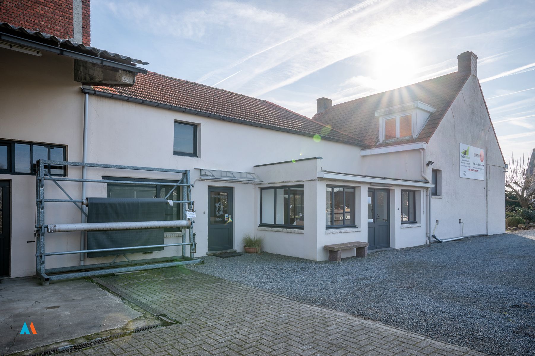 Polyvalent gebouw foto 4