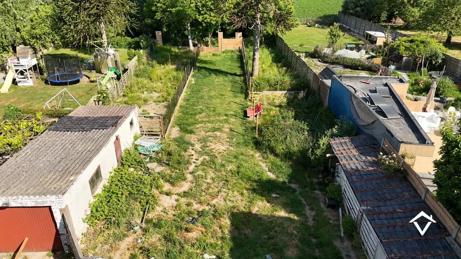 Ruime gezinswoning op perceel van 1126 m²  - tal van mogelijkheden! foto 23