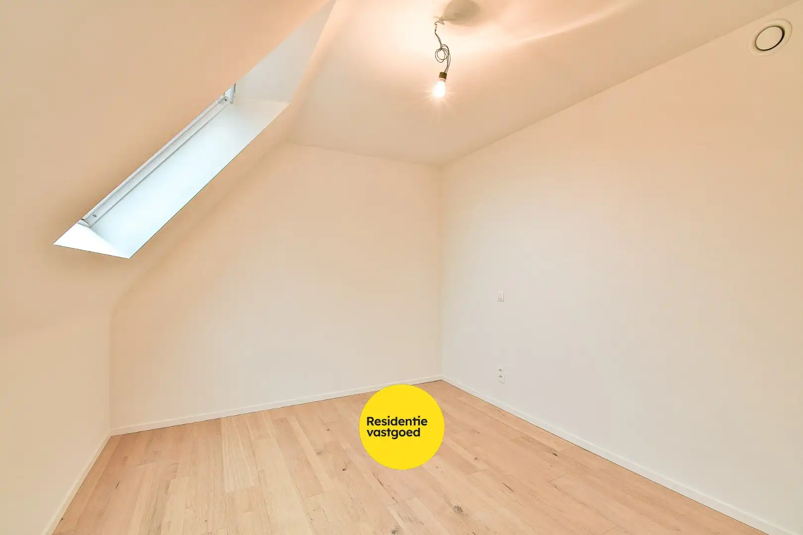 Exclusief duplex-appartement in centrum Gistel foto 11