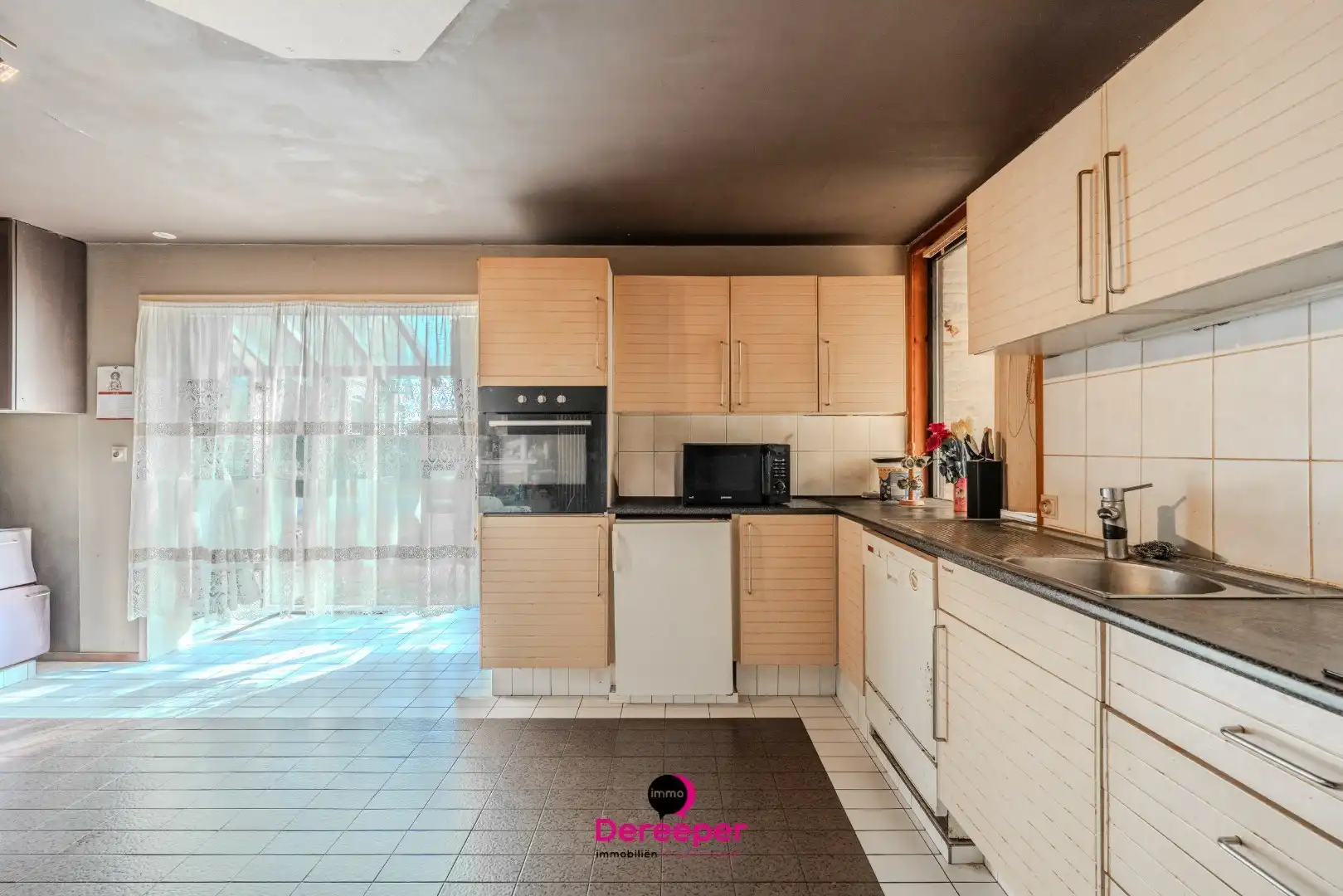 Interessant renovatieproject met twee woningen op 955 m² in Gistel foto 10