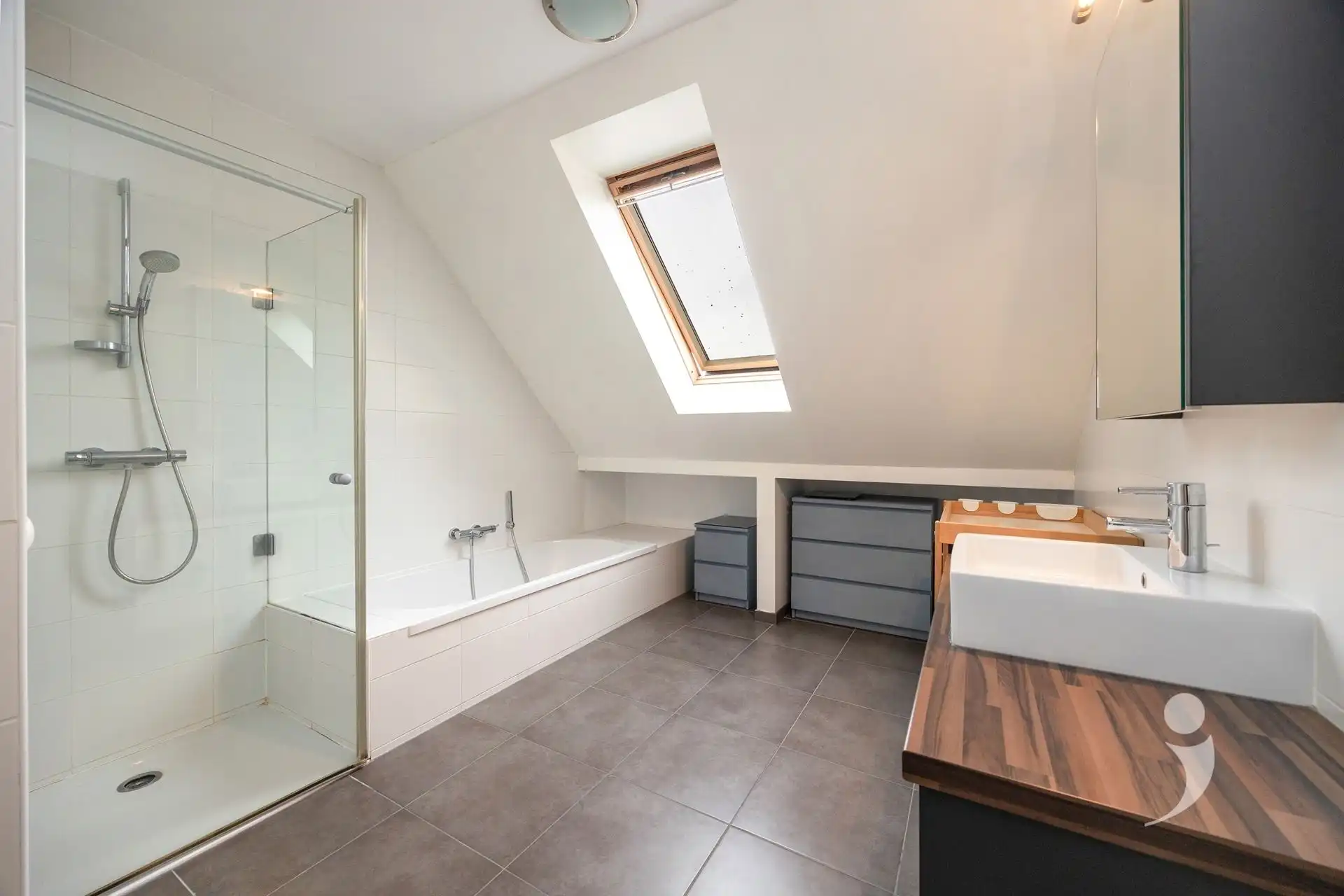 Ruim en kwaliteitsvol appartement in Herent foto 17