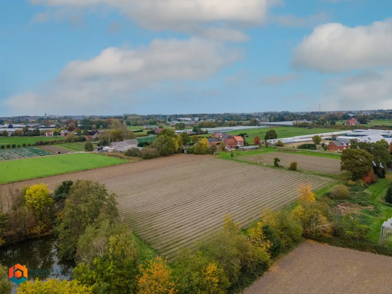 Landelijke woning met 5 slpkrs en bijgebouw op 1 ha te Putte foto 2
