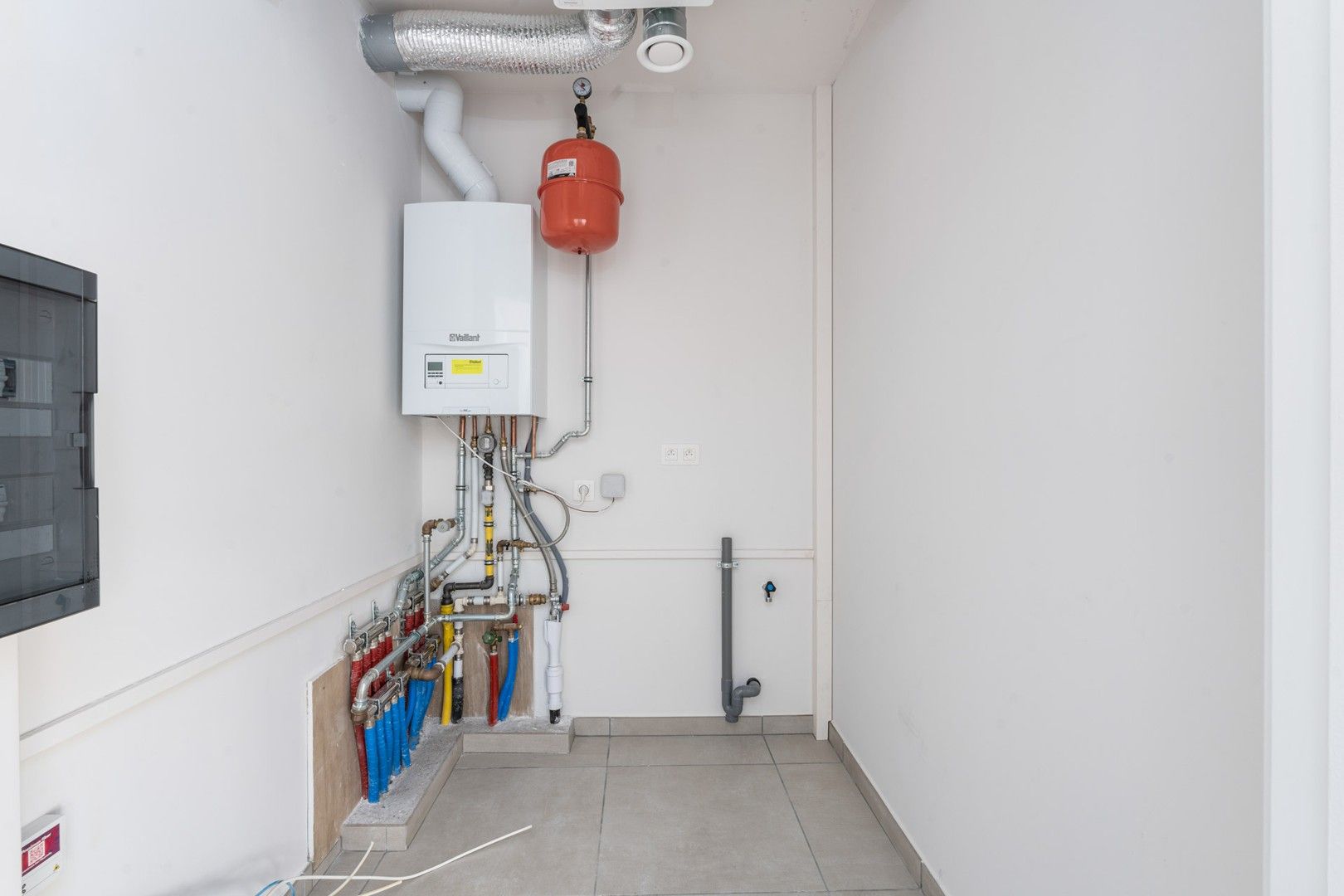 Heerlijk wonen in Deerlijk! Te huur: Energiezuinig nieuwbouwappartement op toplocatie foto 8