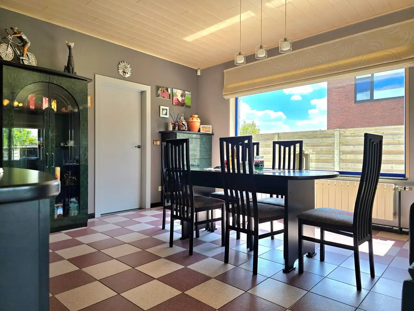 TE KOOP : WINKEL / TOONZAAL 386 m² met ruime woonst (momenteel "FIETSEN GAETHOFS") - ideale investering op een toplocatie! foto 21