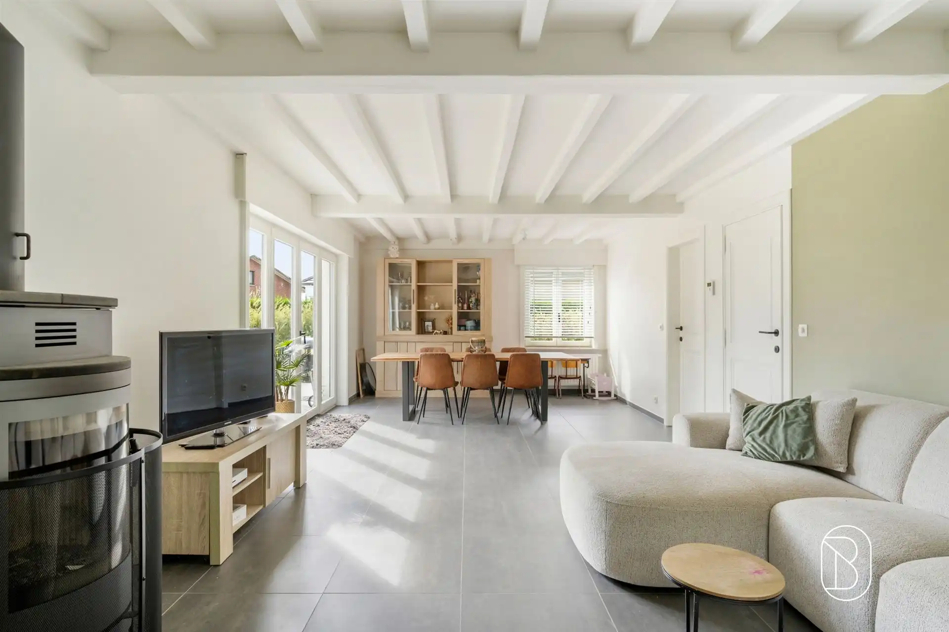 Ruime alleenstaande woning met 4 SLK op 991 m²! foto 12
