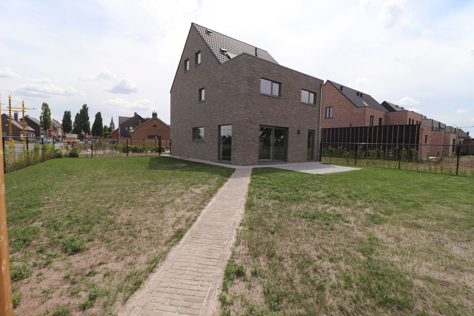 Energiezuinige nieuwbouwwoning met tuin vlakbij het centrum van Merksplas.  foto 20
