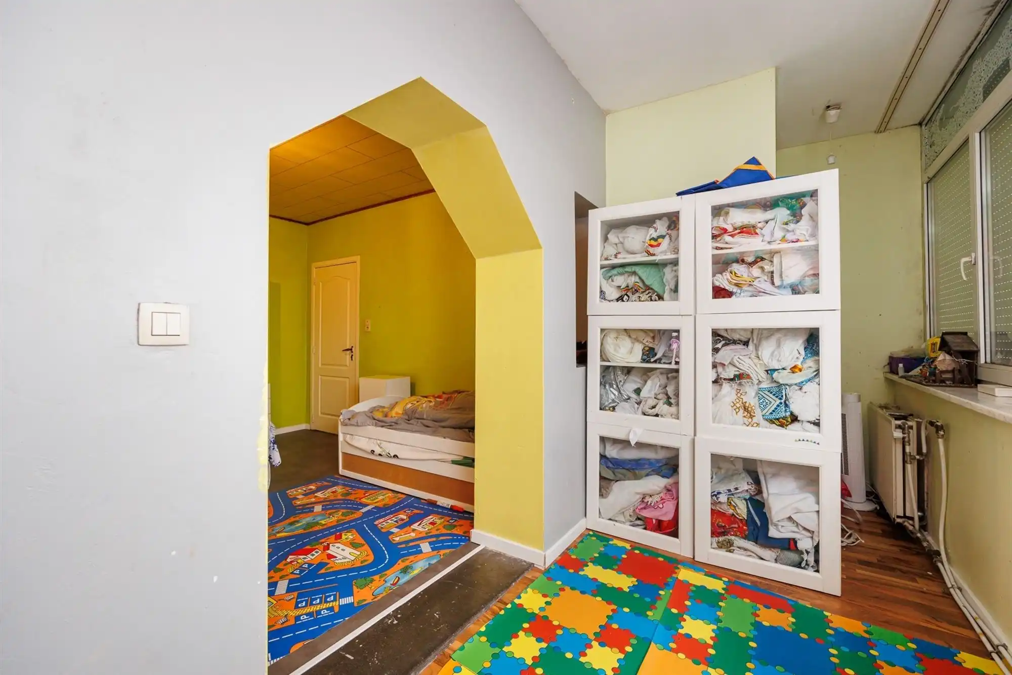 Huis met drie slaapkamers en leuke stadstuin.  foto 19