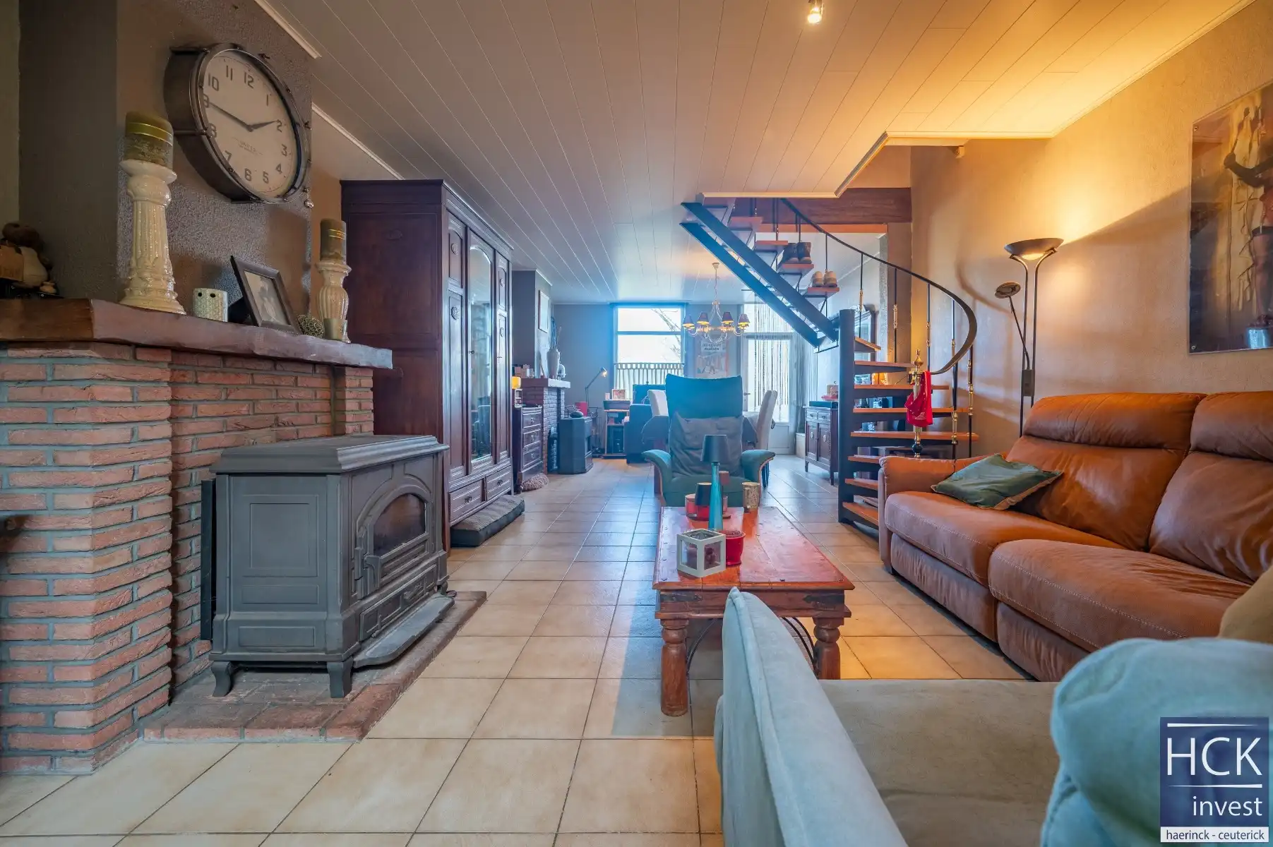 ZULTE - Mooi gelegen te renoveren rijwoning met uitweg achteraan foto 7