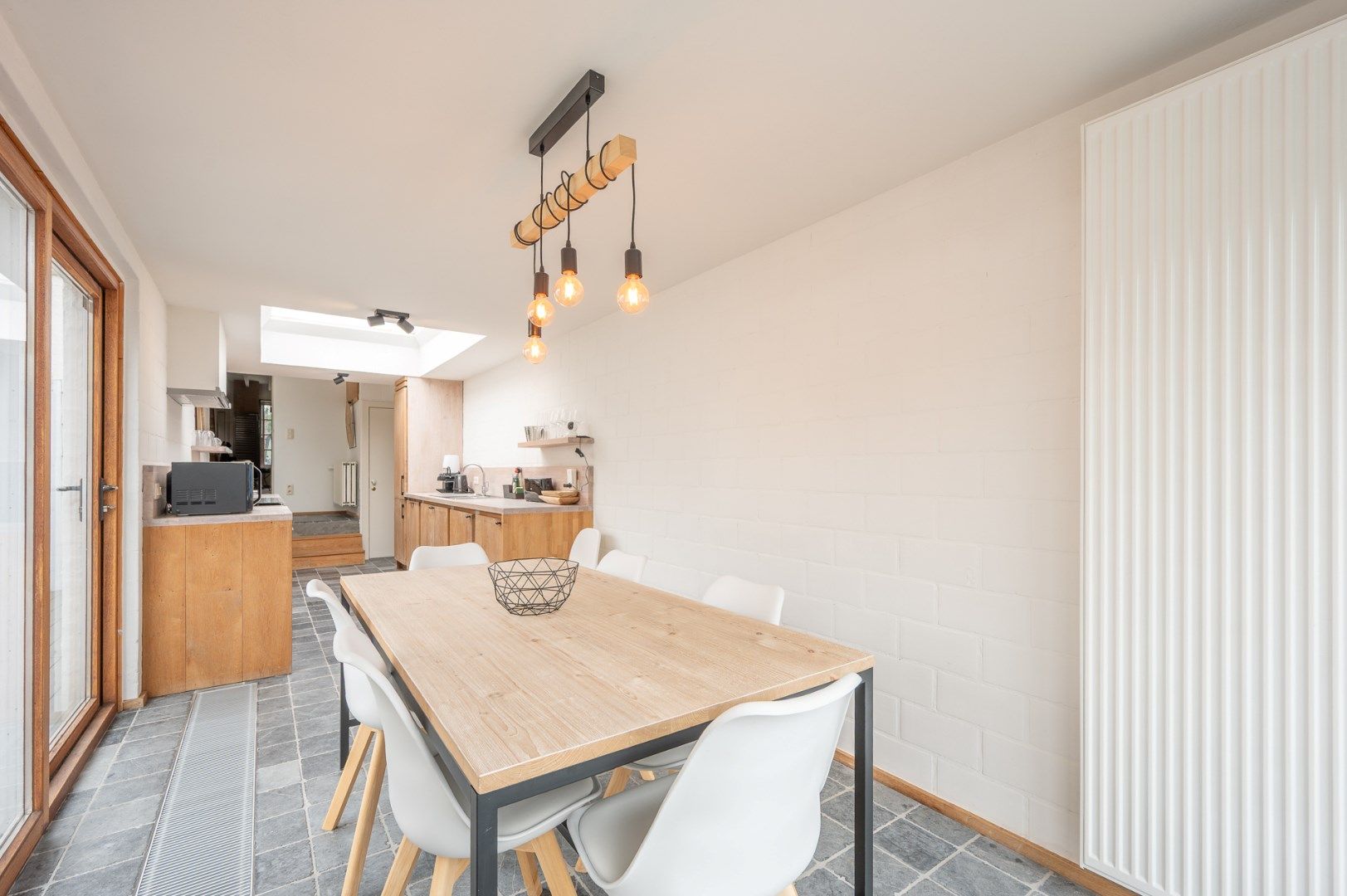 Mooi gemeubeld huis nabij het centrum foto 5