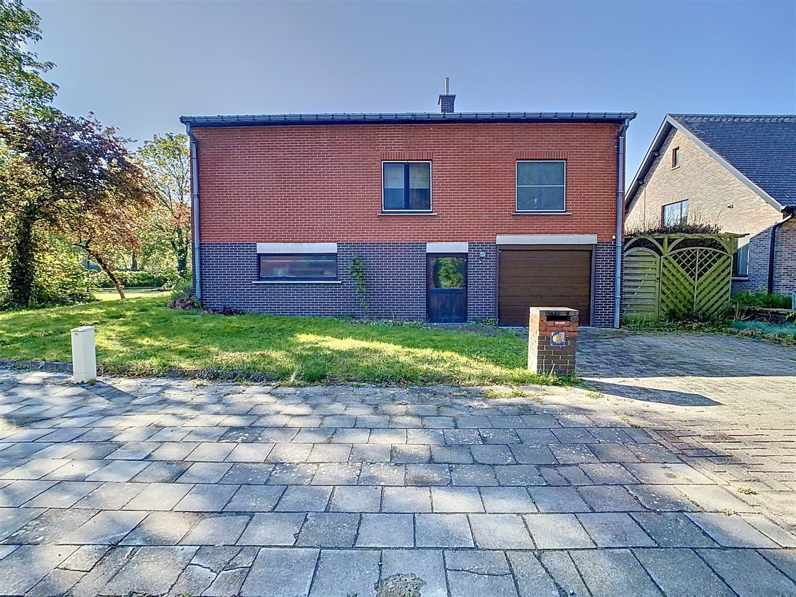 Ruime op te frissen woning, 5/7 slpks, garage, tuin, 7a 35ca foto 33