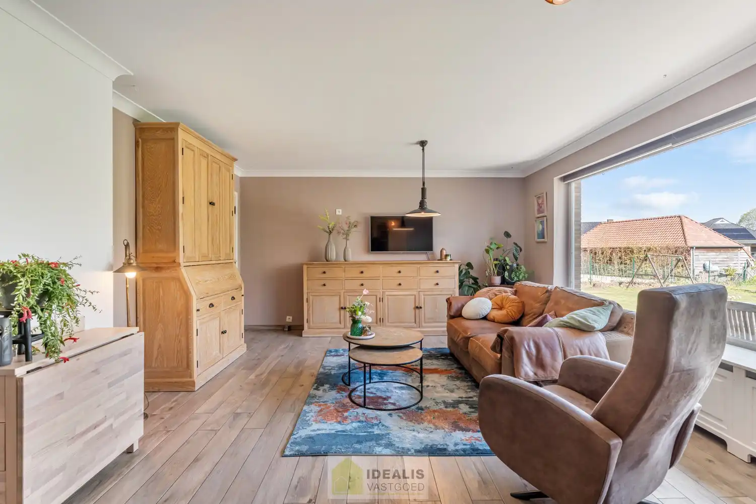 IDEALIS VASTGOED – Goed onderhouden en aangename gelijkvloerse woning met 2 slaapkamers op een prachtig, ruim en uiterst breed perceel foto 11