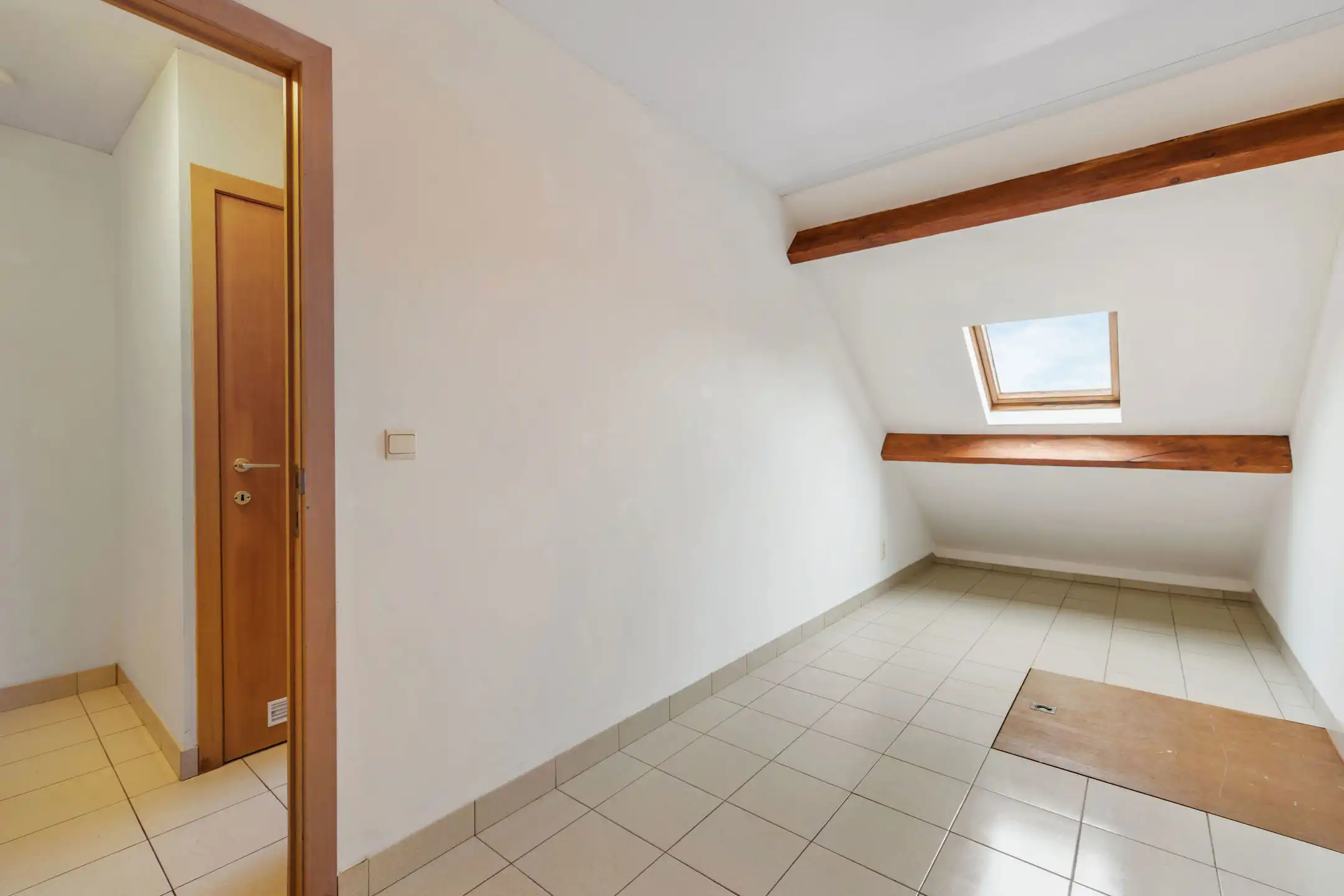 Gunstig gelegen woning 3 slpk met groot atelier/garage 63m² foto 18