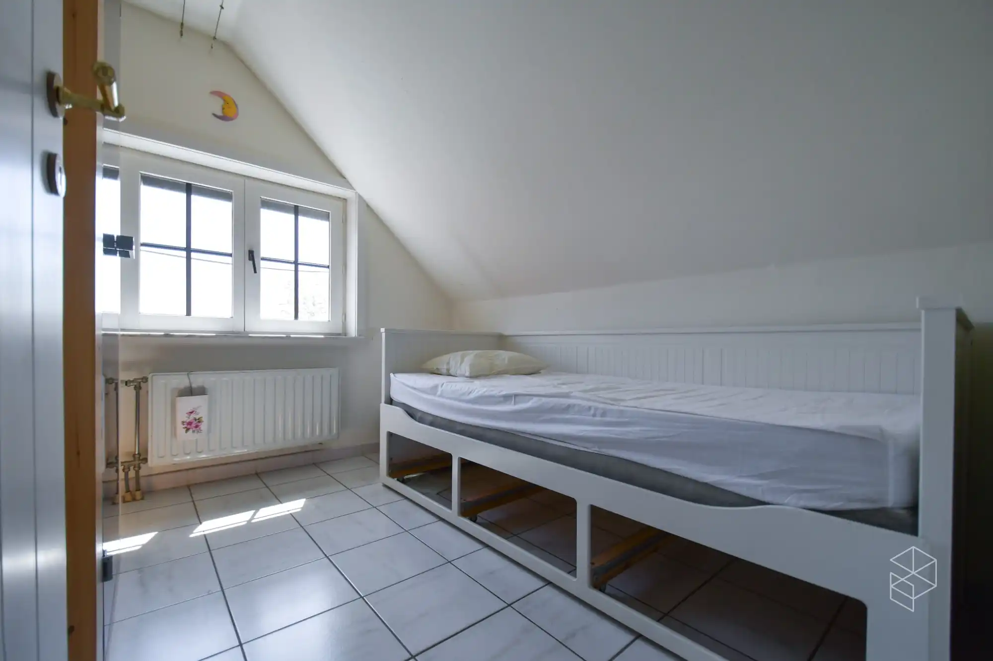 Landhuis met zwembad, bijgebouw en weide op 10&nbsp;570 m² foto 19