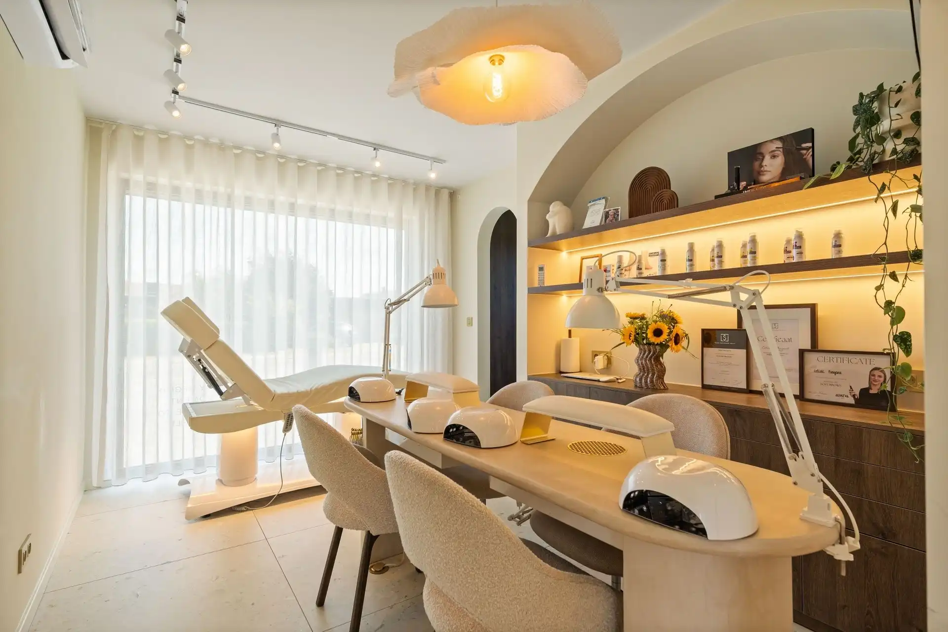 Prachtig vernieuwde, energiezuinige bungalow. foto 8