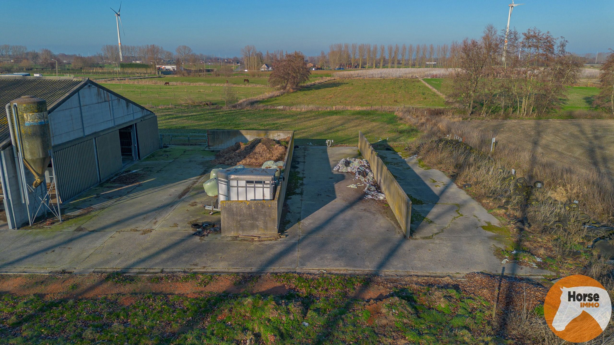 LAARNE- &nbsp;Landbouweigendom met geïntegreerde woning&nbsp; foto 23
