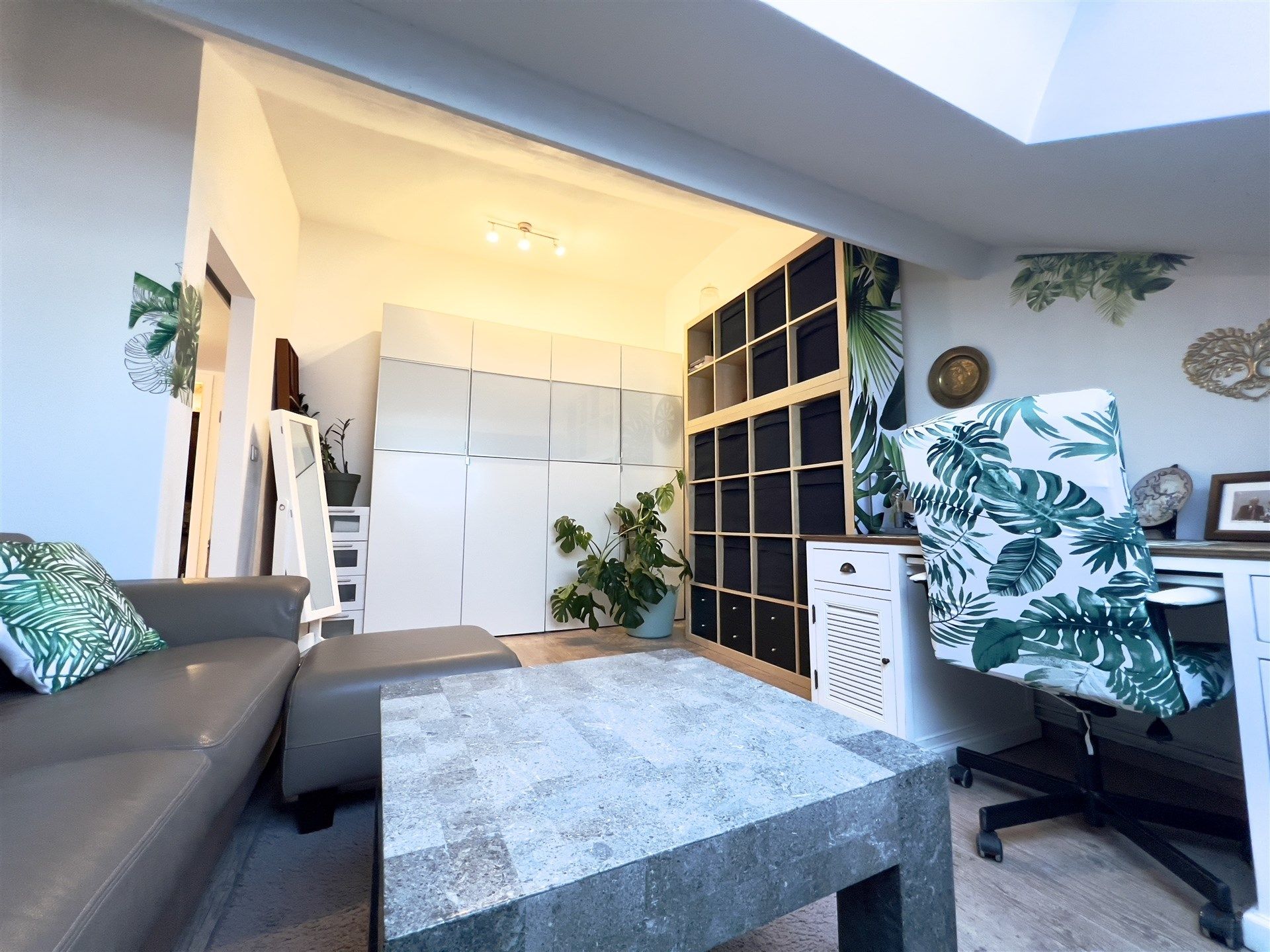 Ruime, Instapklare woning met zicht op velden in Bredene foto 37