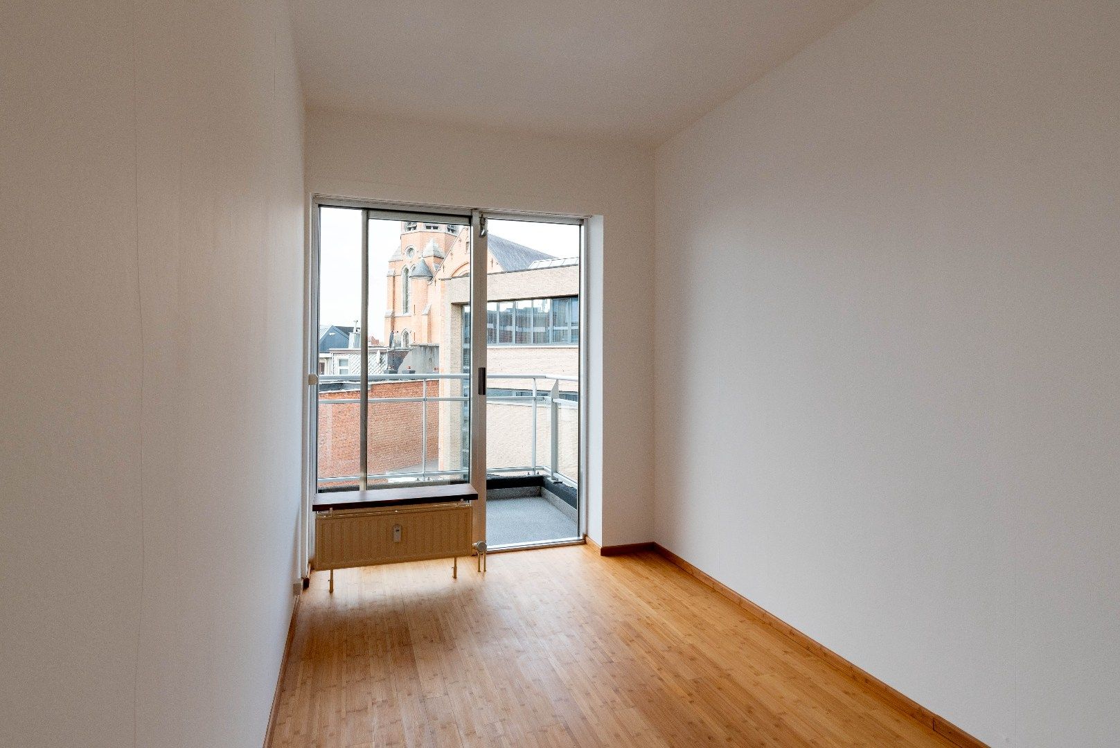 Instapklaar appartement met 2 slaapkamers op centrale ligging foto 10