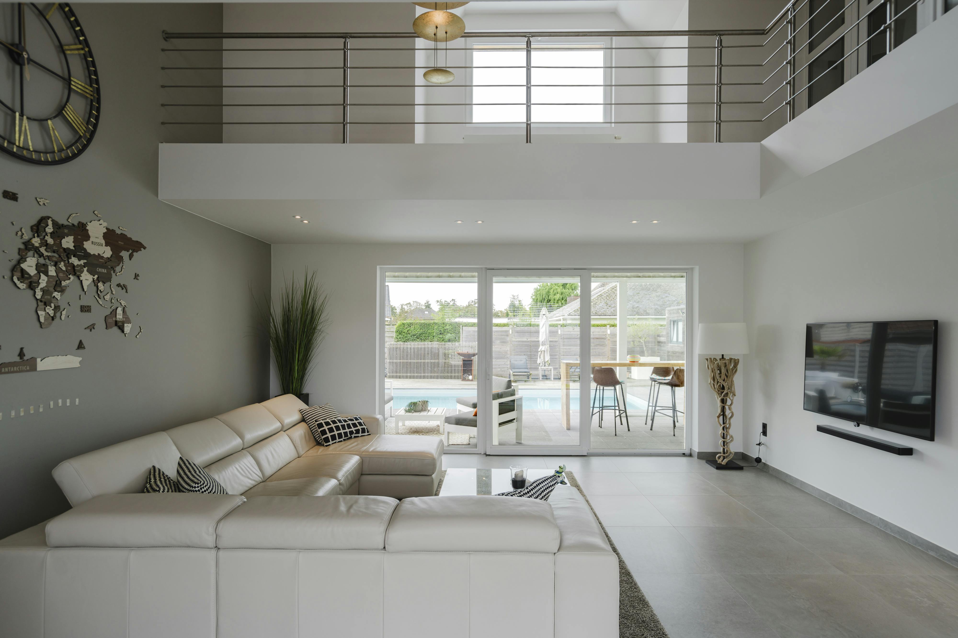 Luxueuze alleenstaande villa met zwembad te koop te Blankenberge foto {{pictureIndex}}