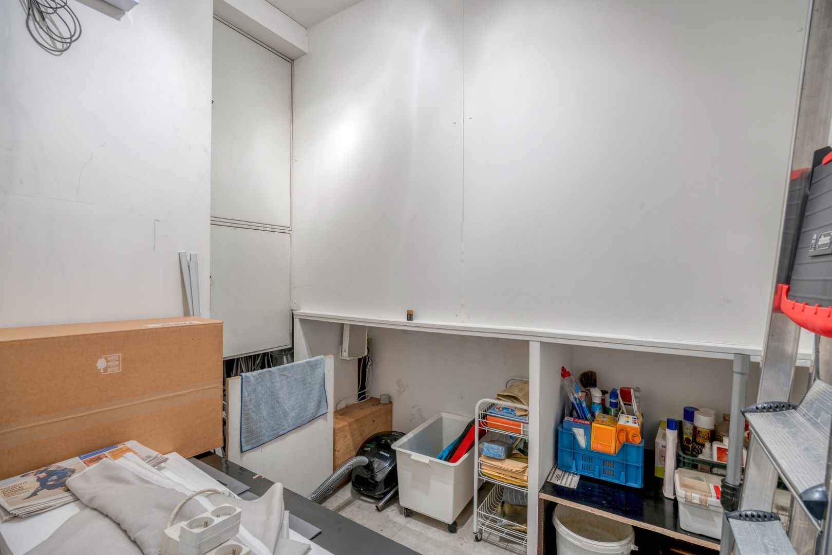 Gelijkvloers appartement met een terras van 50m²,  3 slaapkamers en 2 staanplaatsen in het centrum van Leuven! - bewoonbare opp. 147m²  foto 31