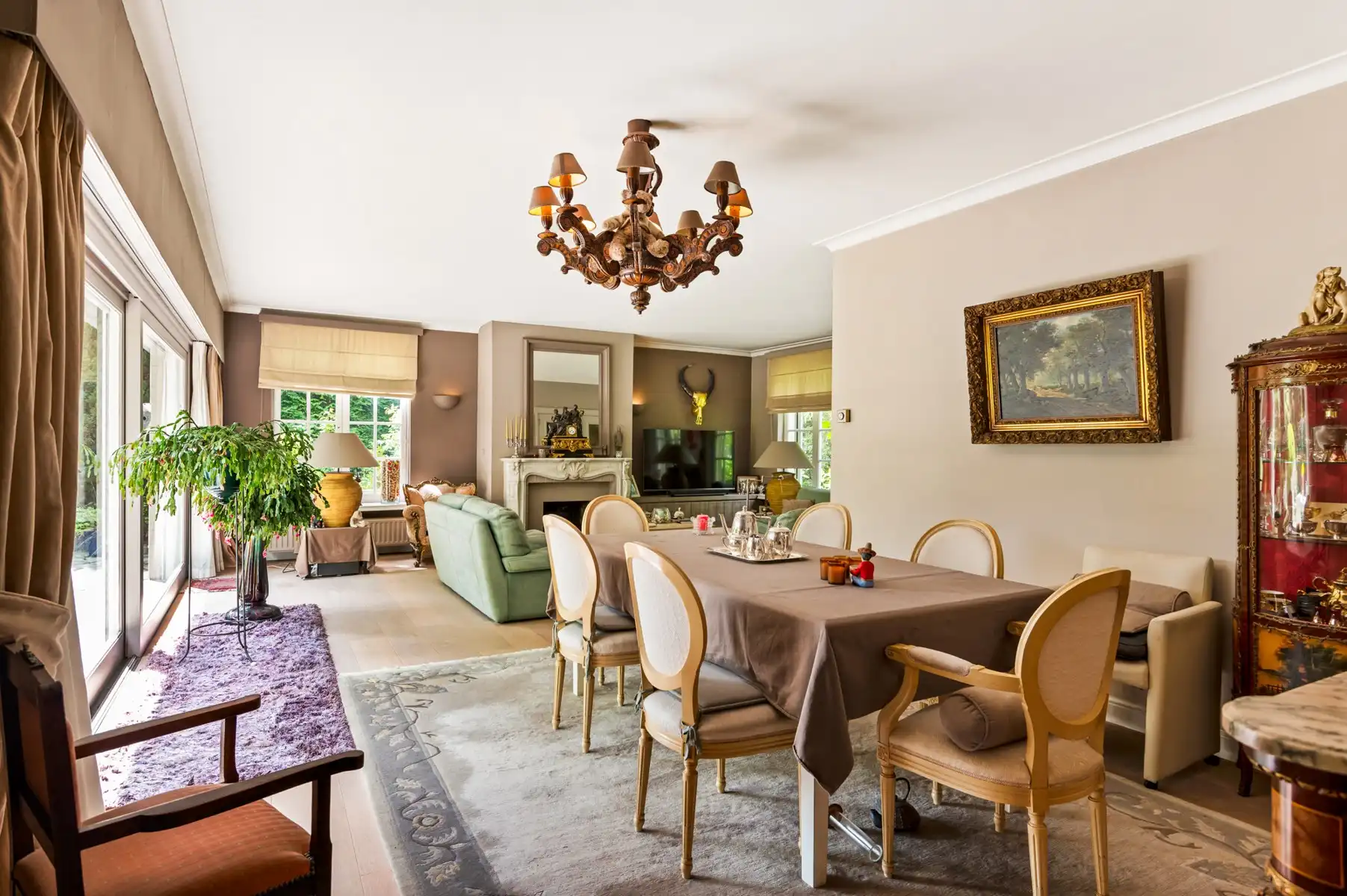 Elegante villa op een uitstekende ligging foto 13