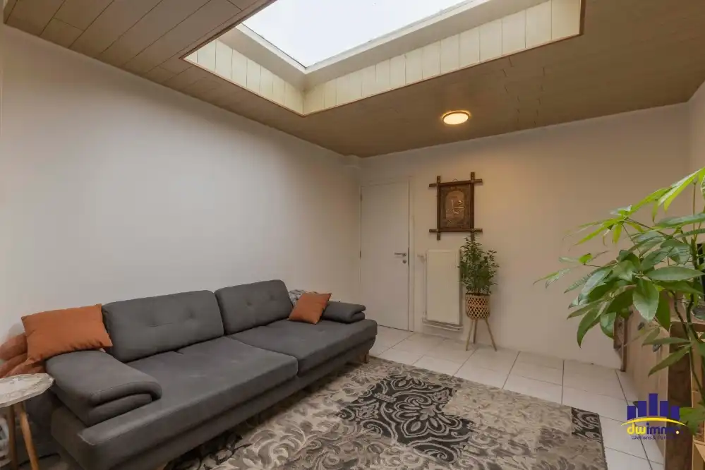 Charmante, gerenoveerde woning met mooie gevel in Ledeberg foto 5