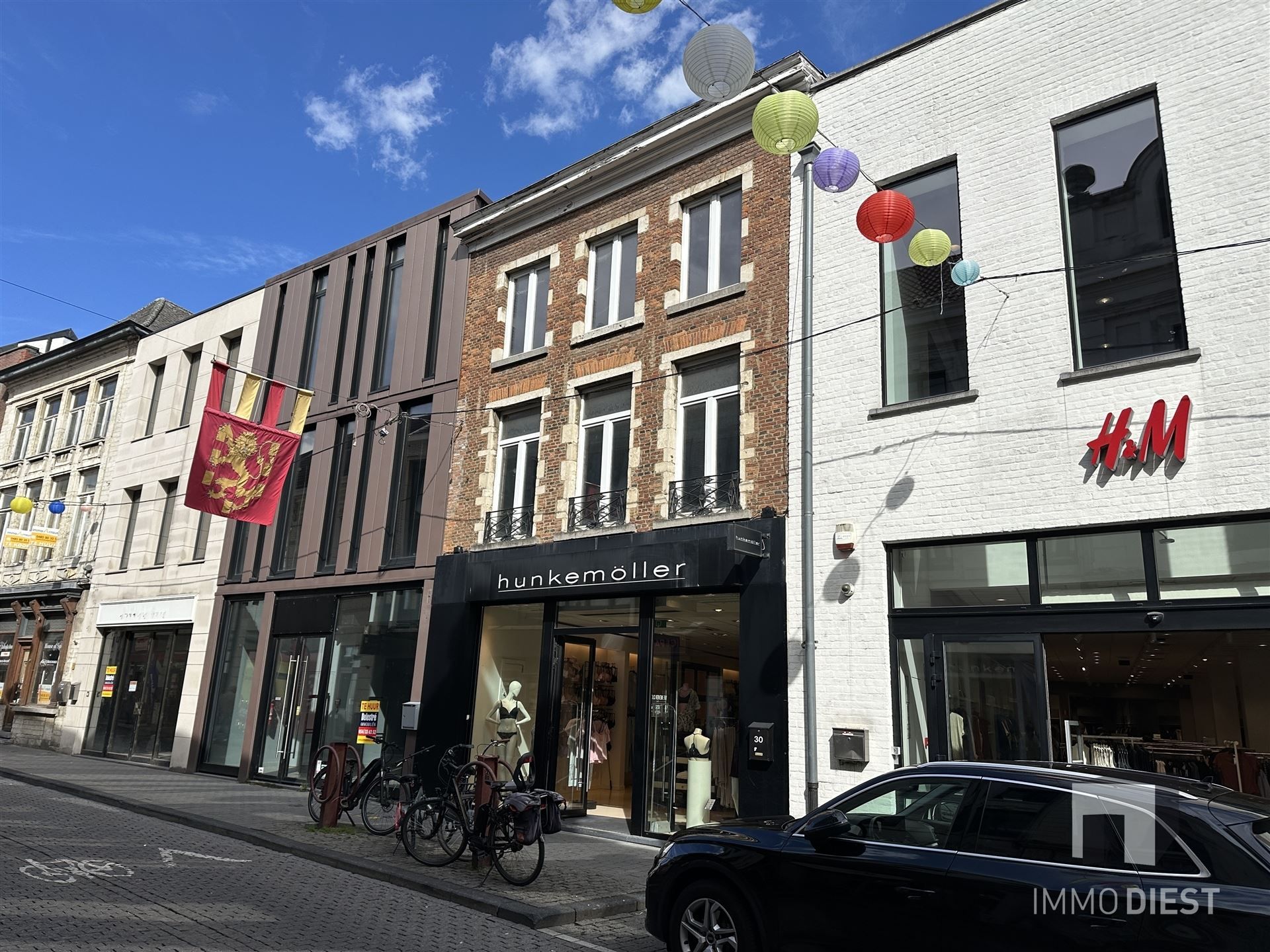 Opbrengstpand winkelcentrum van Diest (uitstekende verhuring) foto 2