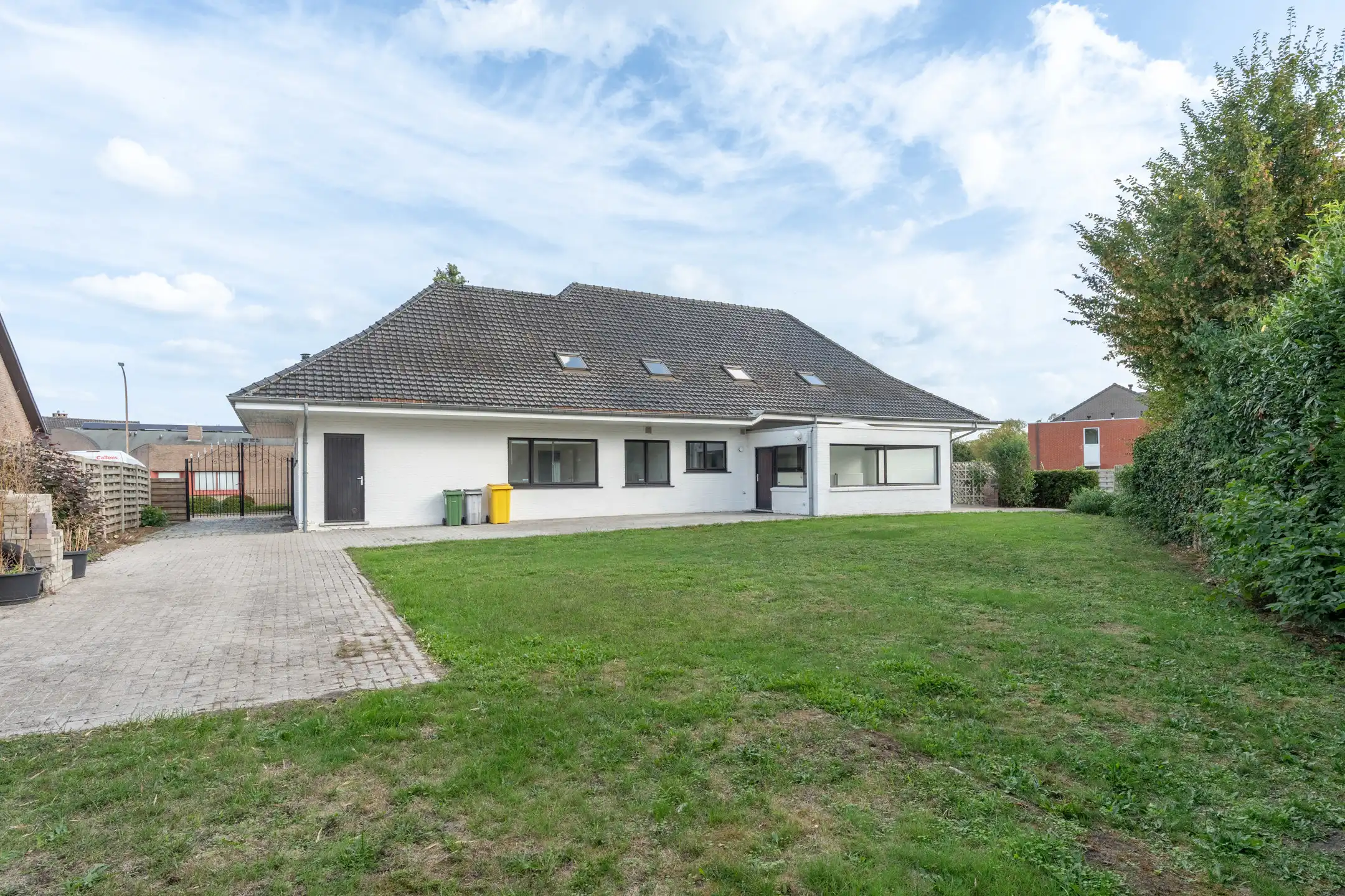Charmante laagbouwvilla met 4 slpks (mog. meer) op 916 m² foto 3