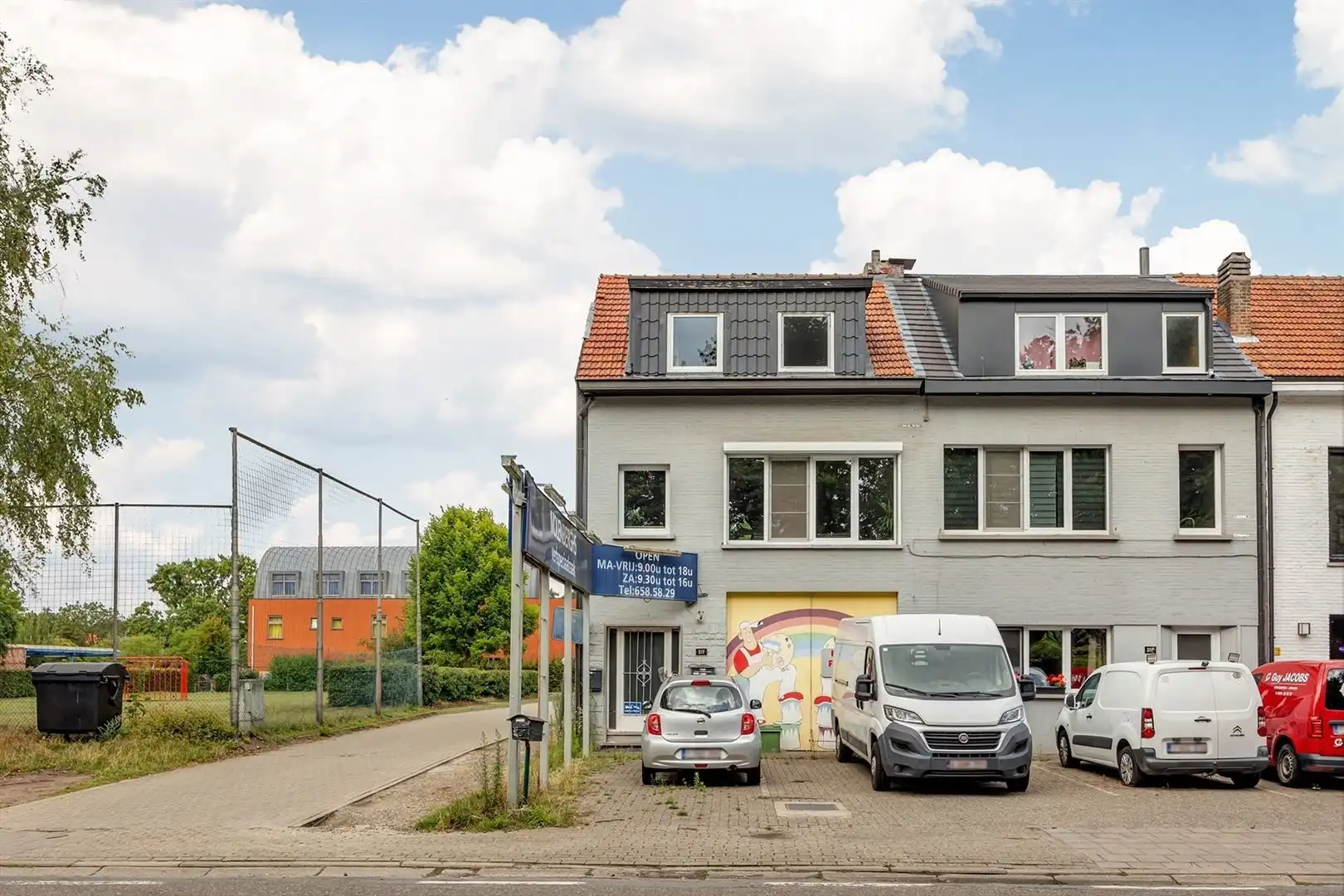 Woning met doorrit en ruime opslag – multifunctioneel eigendom foto 20