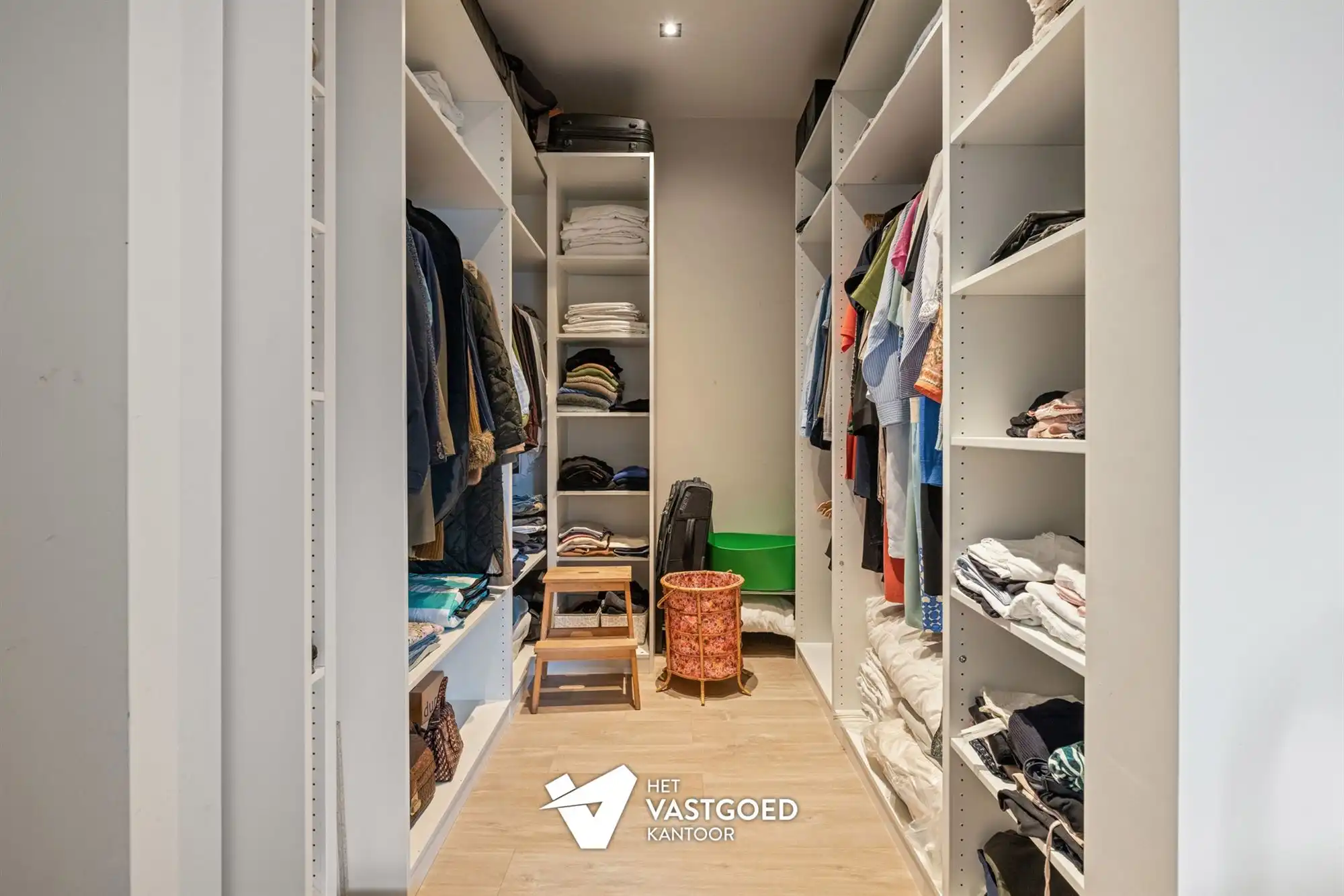 PRACHTIGE, RUIME PENTHOUSE MET 3 KAMERS IN CENTRUM foto 16