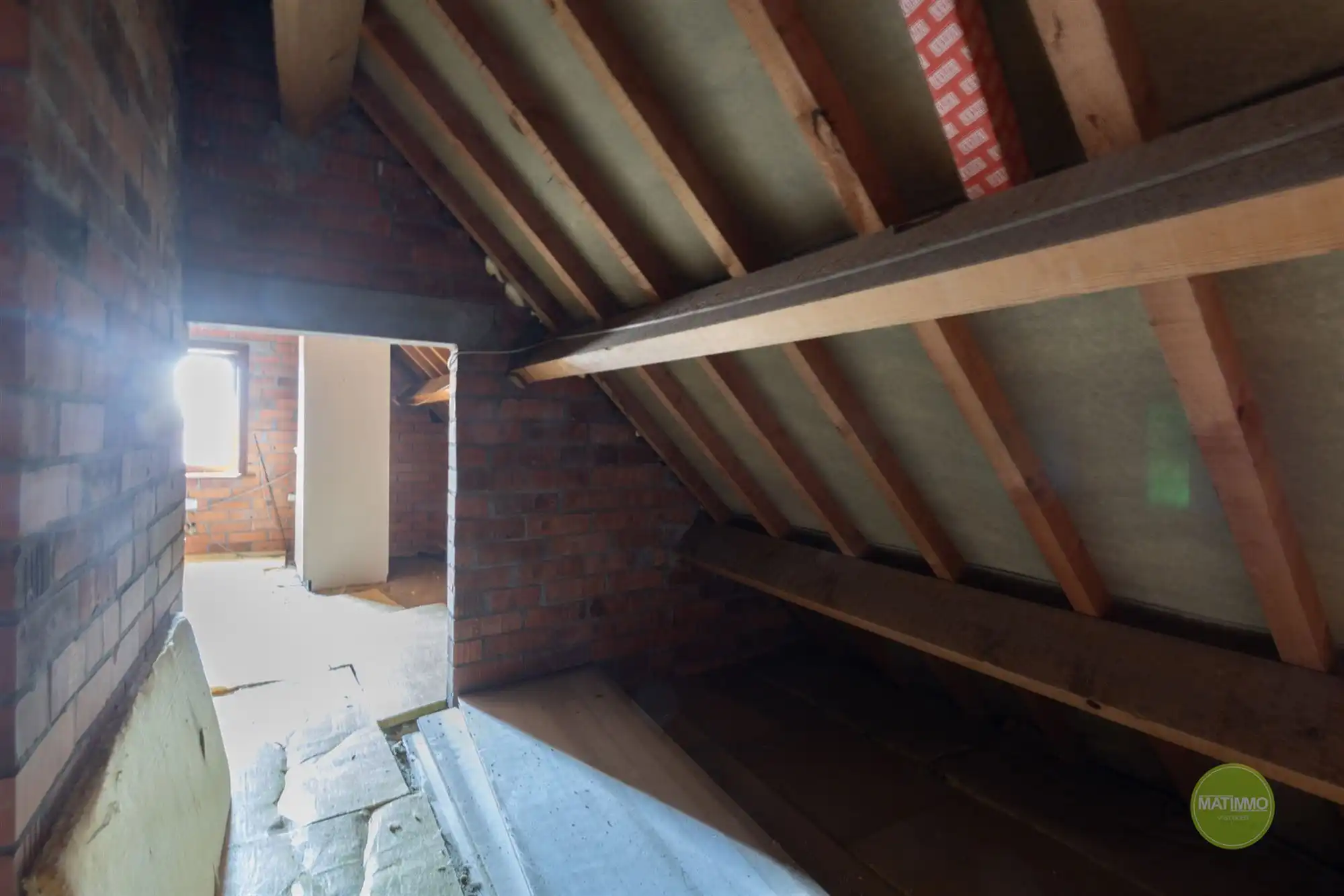 Uniek handelshuis met ruime woonst op toplocatie in Mol  foto 32