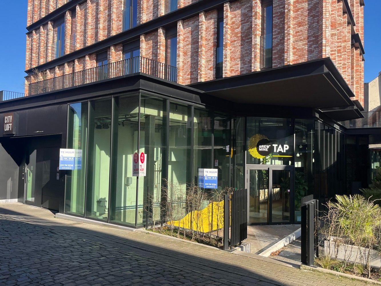 Winkel/Horeca/kantoor met dakterras foto {{pictureIndex}}