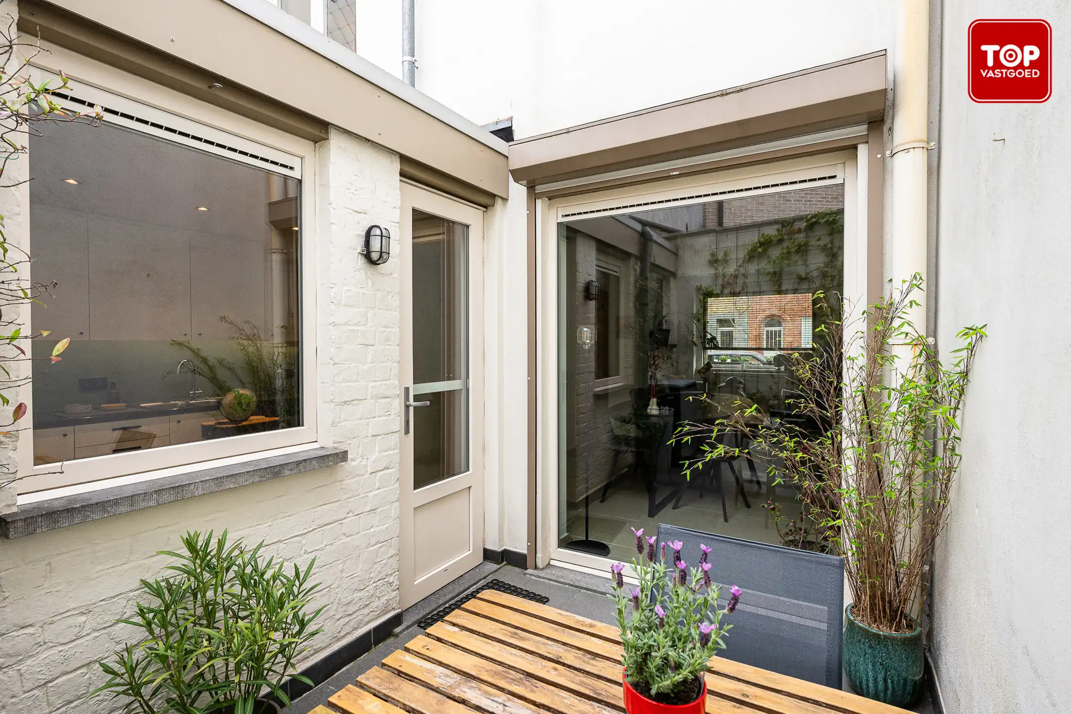 Gezellige instapklare woning met leuke stadskoer.  foto 28