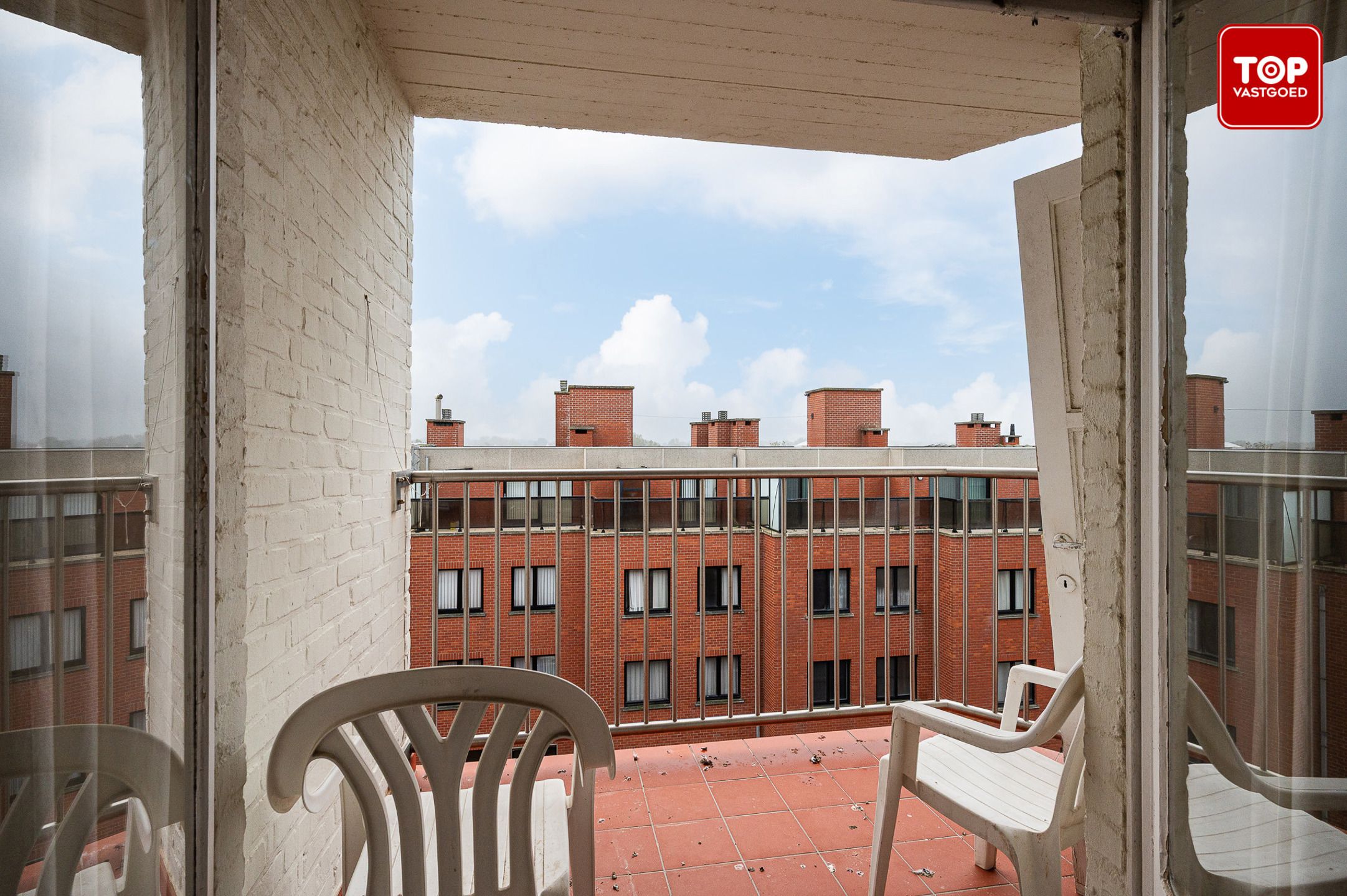 Instapklaar appartement met zeezicht op de zeedijk van koksijde foto 18
