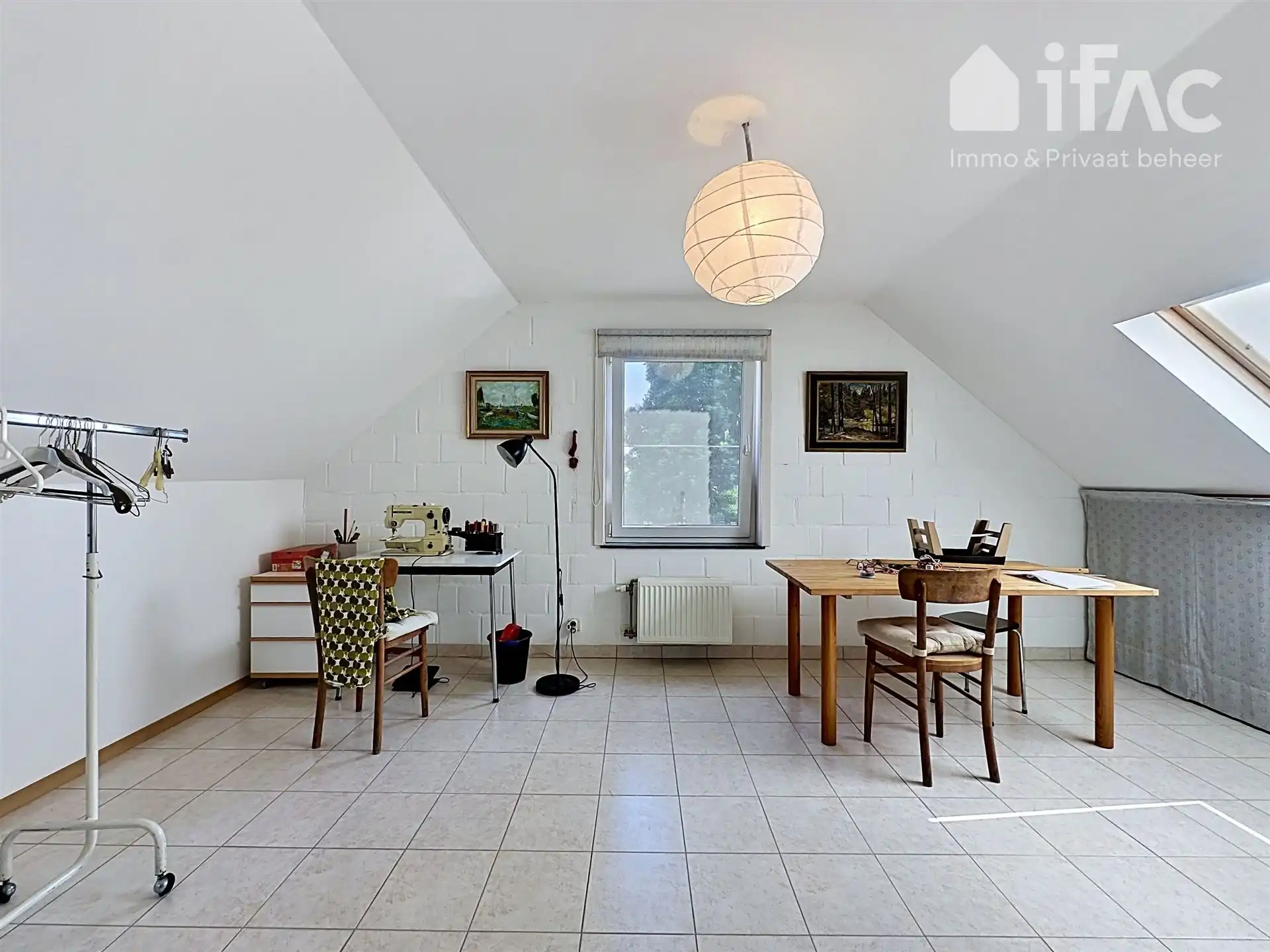 Charmante 3-gevelwoning met rustige ligging foto 17
