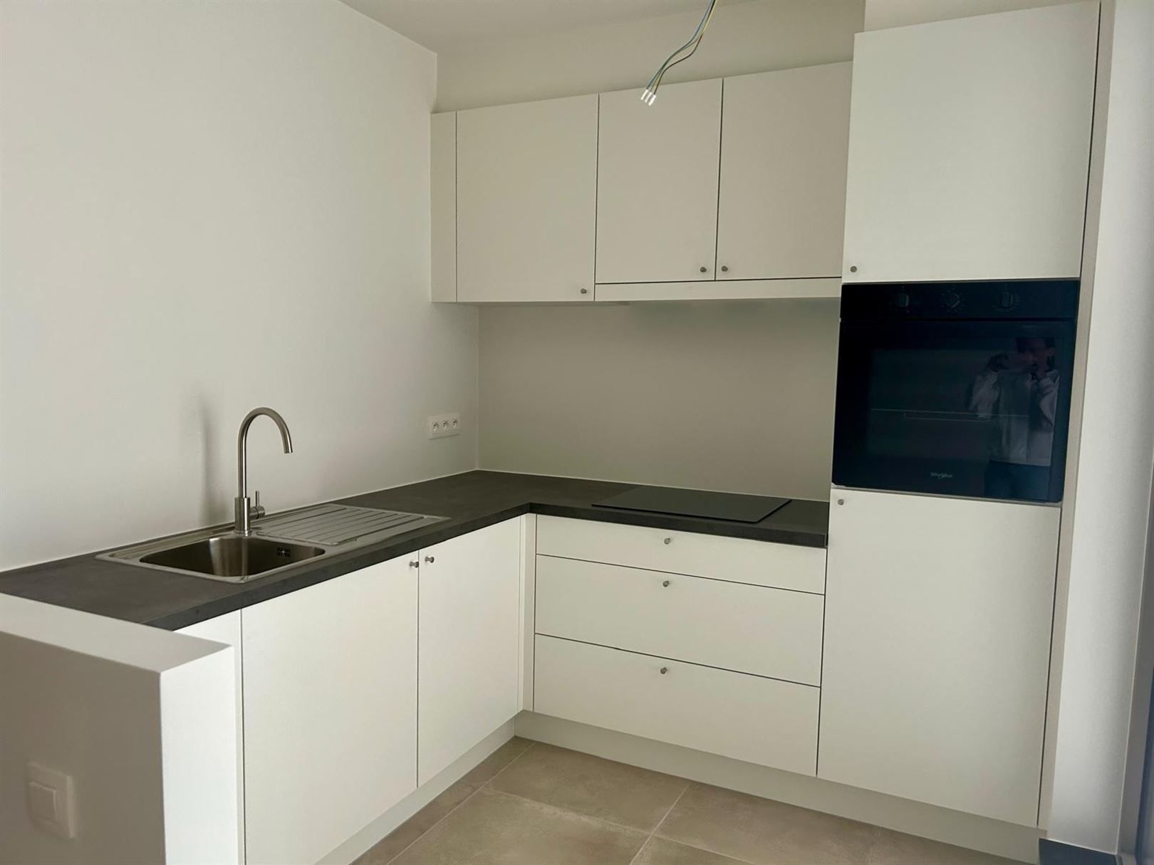 Nieuwbouwappartement met 1 slaapkamer en parkeerplaats foto 2