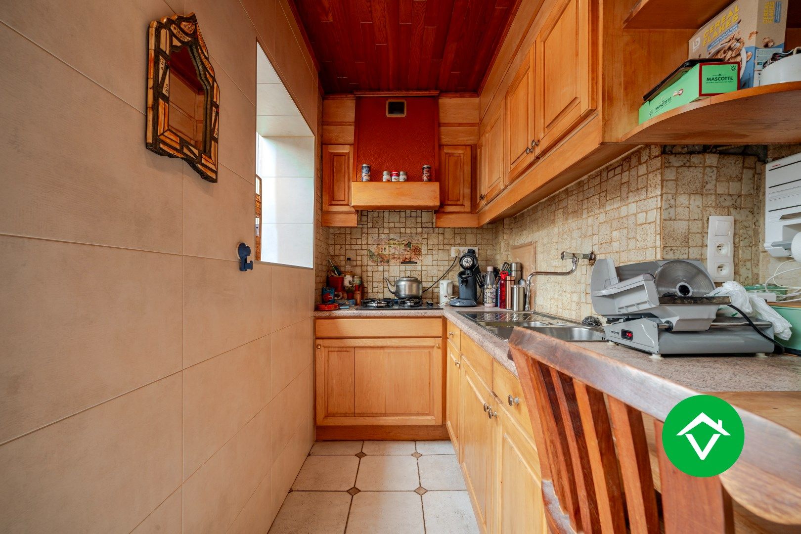 Charmante gezinswoning met twee slaapkamers en afgesloten garagebox te Sint-Kruis (Brugge) foto 12