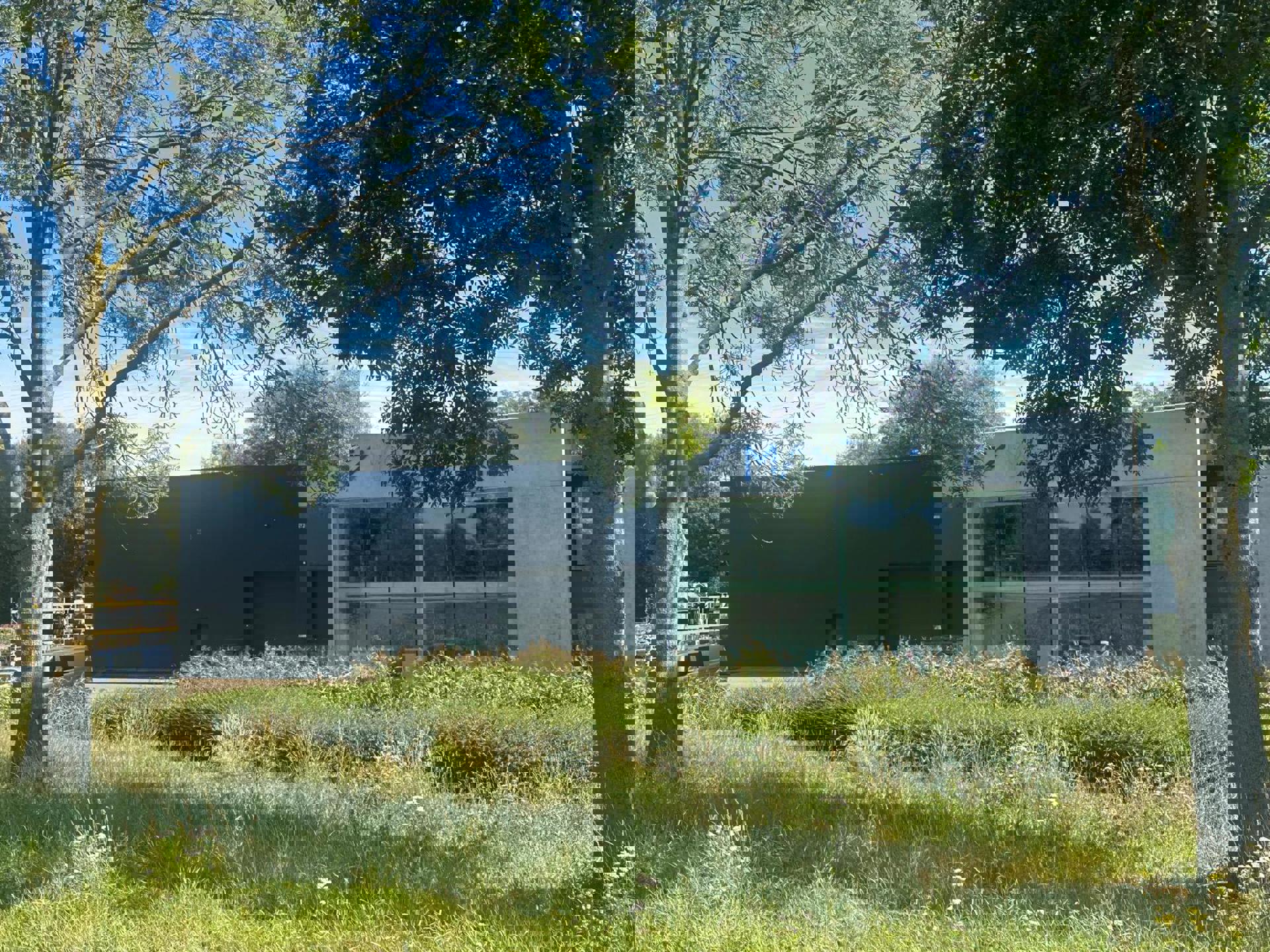 Bedrijfsvastgoed te huur foto {{pictureIndex}}