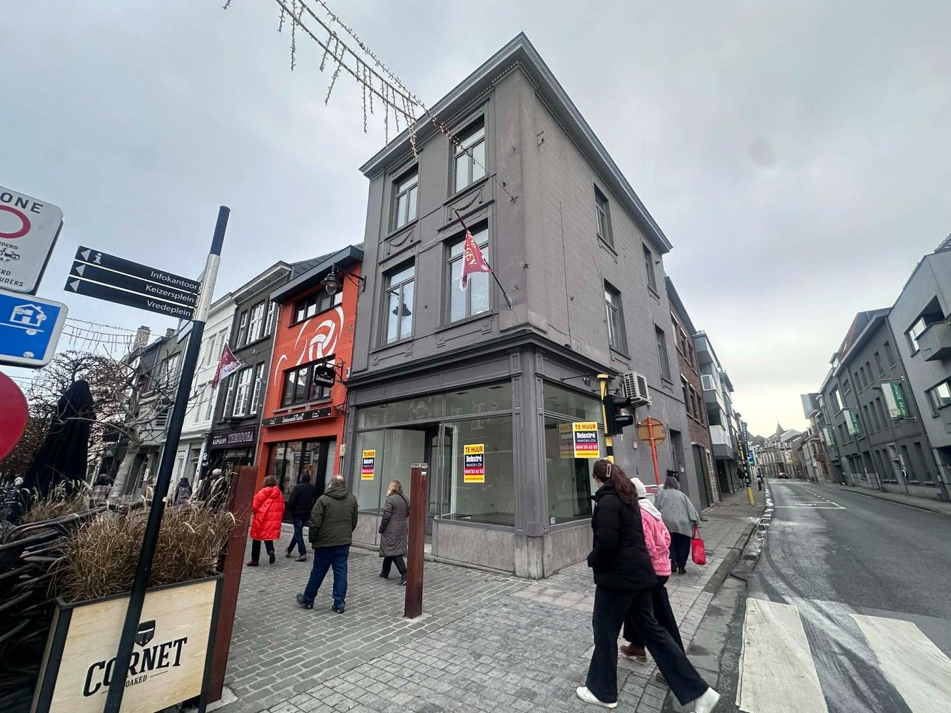 🔥 Commerciële hotspot te huur in hartje Aalst foto {{pictureIndex}}