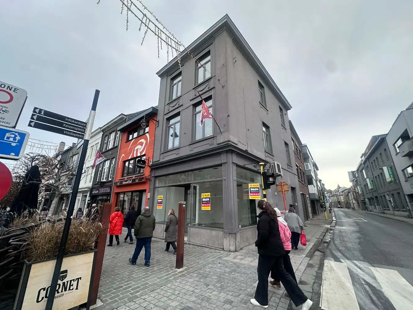 🔥 Commerciële hotspot te huur in hartje Aalst foto {{pictureIndex}}