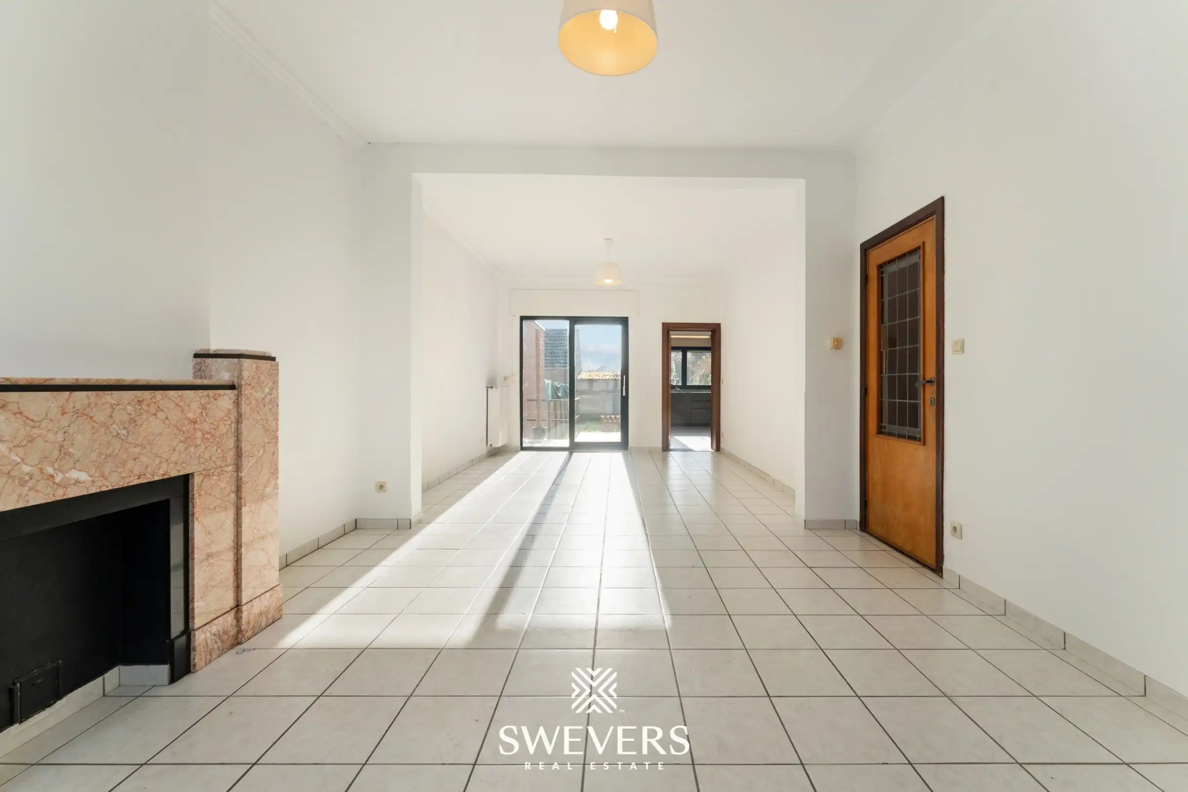 Verrassend ruime gezinswoning: 4 slaapkamers, garage, kelder & zolder   foto 6