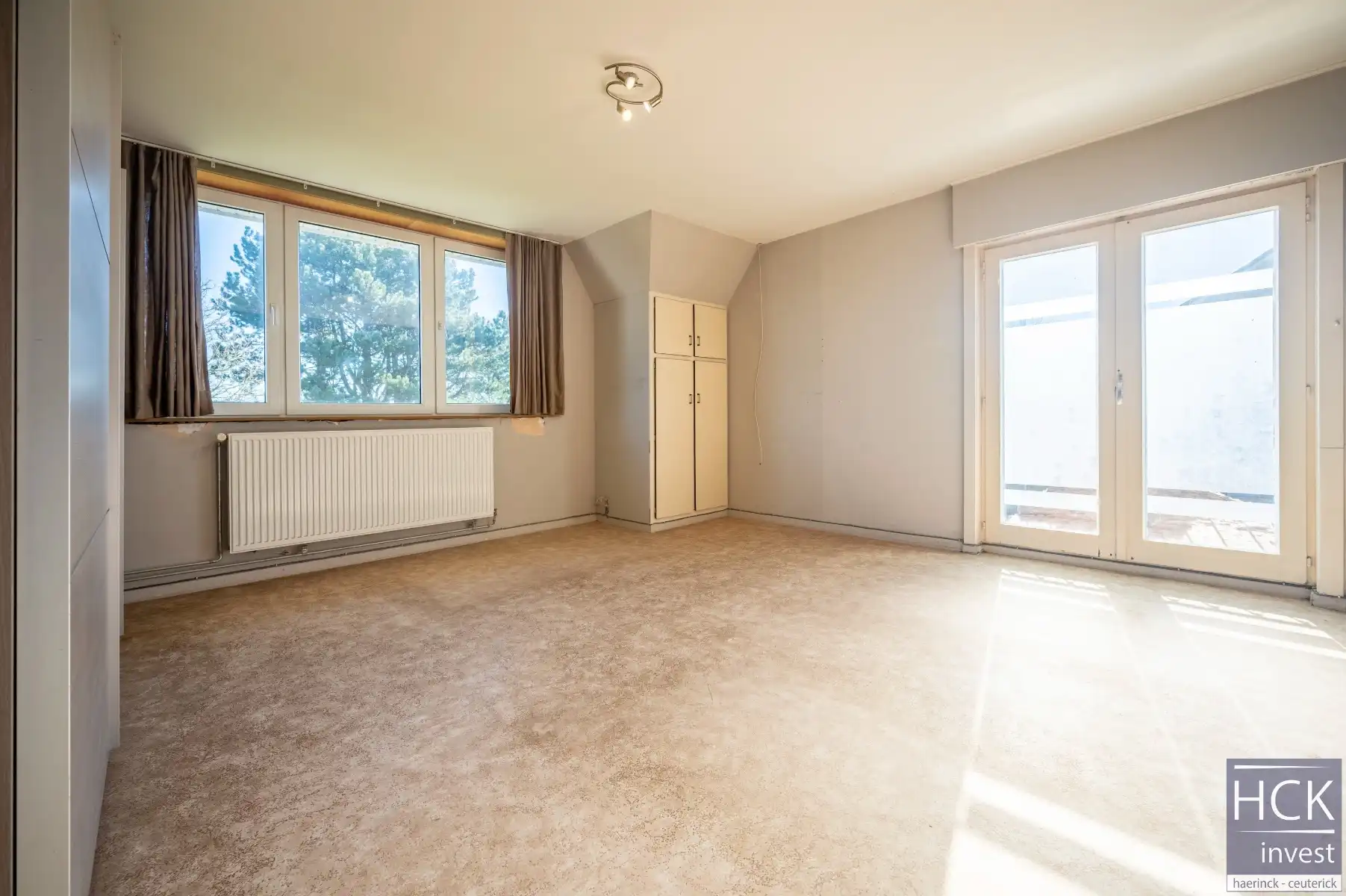 KRUISHOUTEM - Te renoveren alleenstaande villawoning op 2231m² foto 23