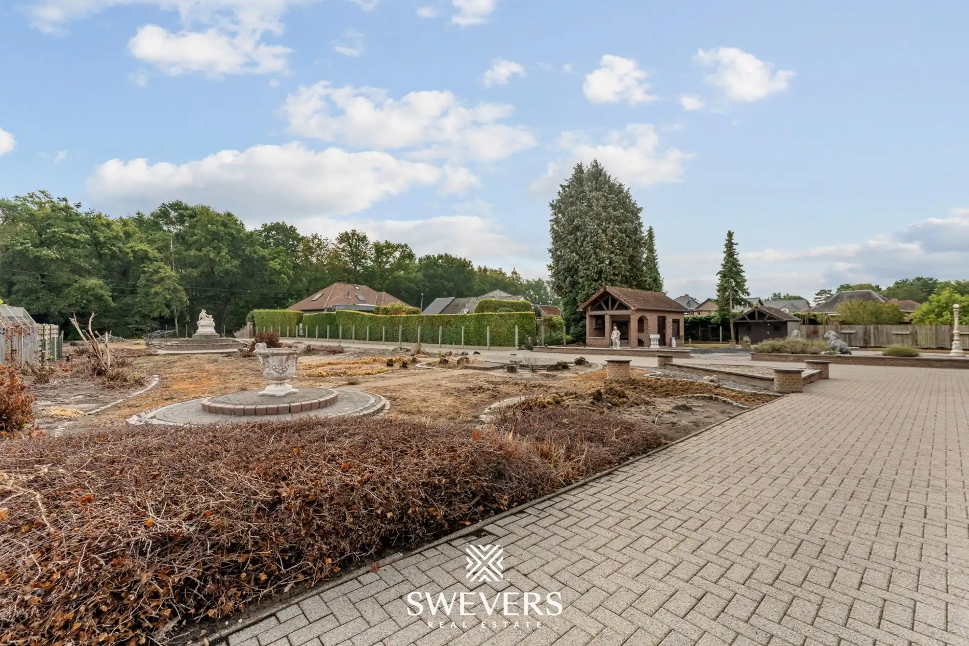 Ruime bouwgrond open-bebouwing met vrijstaande opslagruimte en garage foto 7