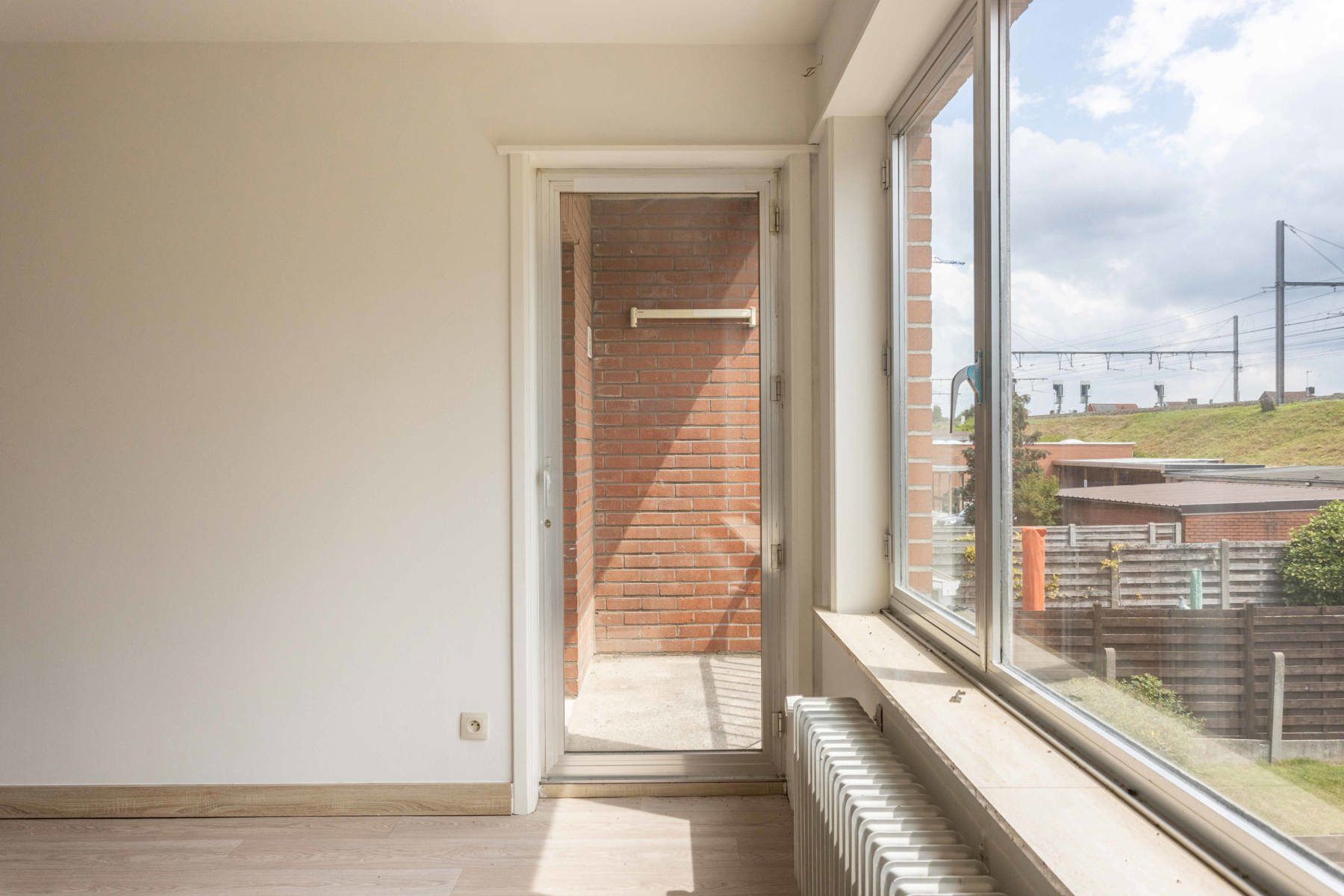 Te Koop: 2-slpk appartement met garage foto 4
