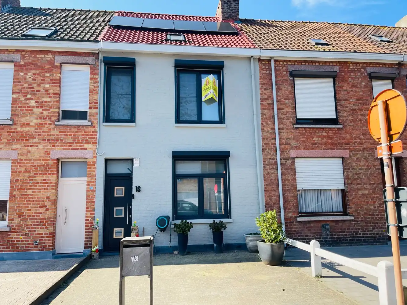 Sint-Andries,Uiterst verzorgd INSTAPKLAAR ENERGIEZUINIG woonhuis ( reno 2019) met grote, zonnige ZUIDWESTgerichte aangelegde terrastuin en prachtig ingericht HUISJE achteraan in de tuin, foto 30