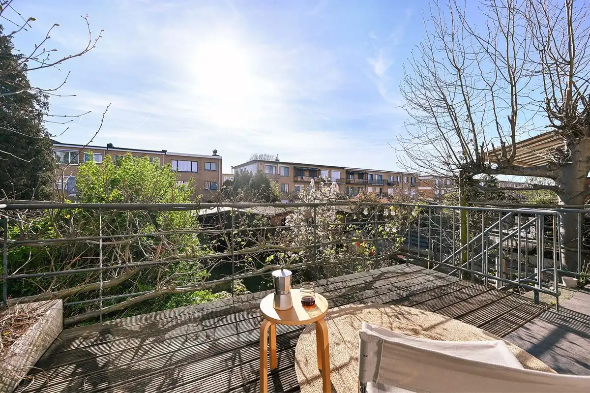 Ruime bel-etage met tuin en zonnig terras in Hoevenen foto 10